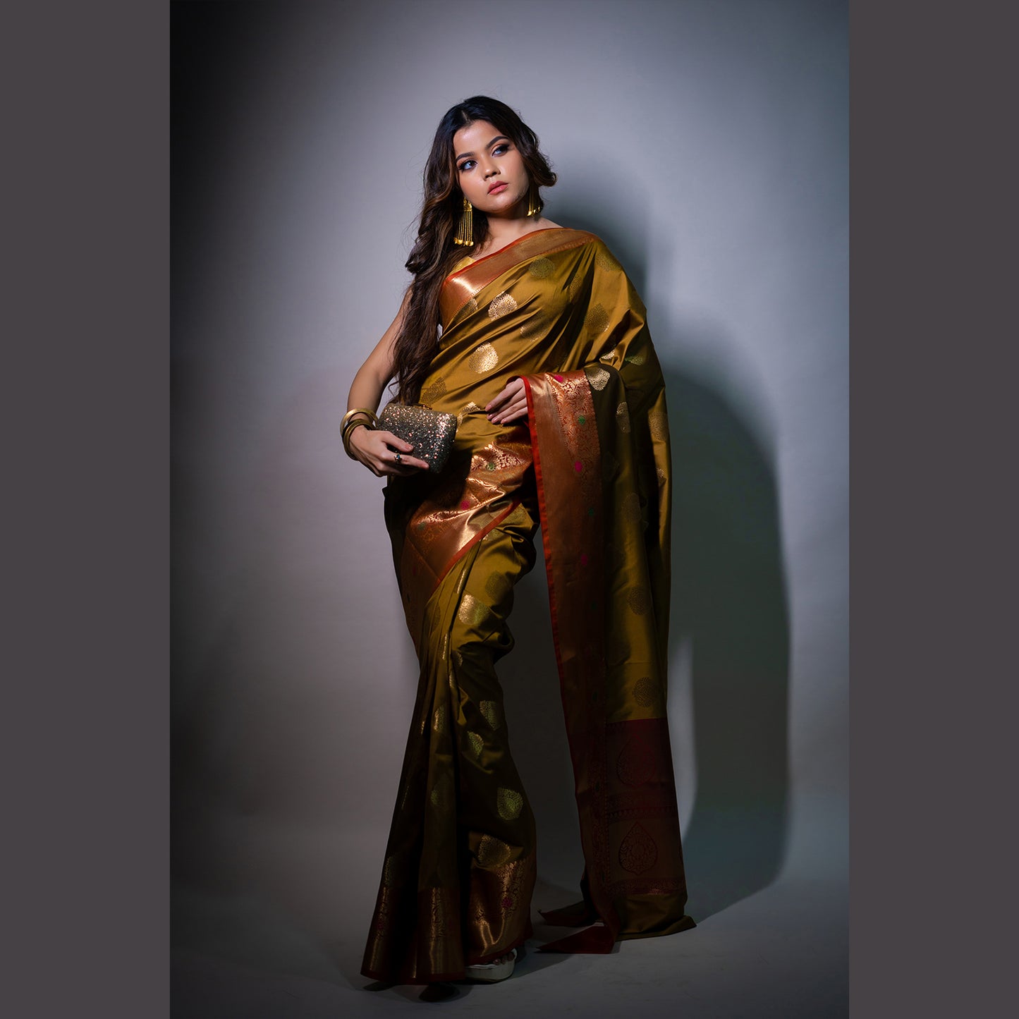 Faishana Presents Flaxen Yellow Katan Silk Woven Gold Zari Meena Border Handloom Banarasi Saree With Maroon Blouse Piece