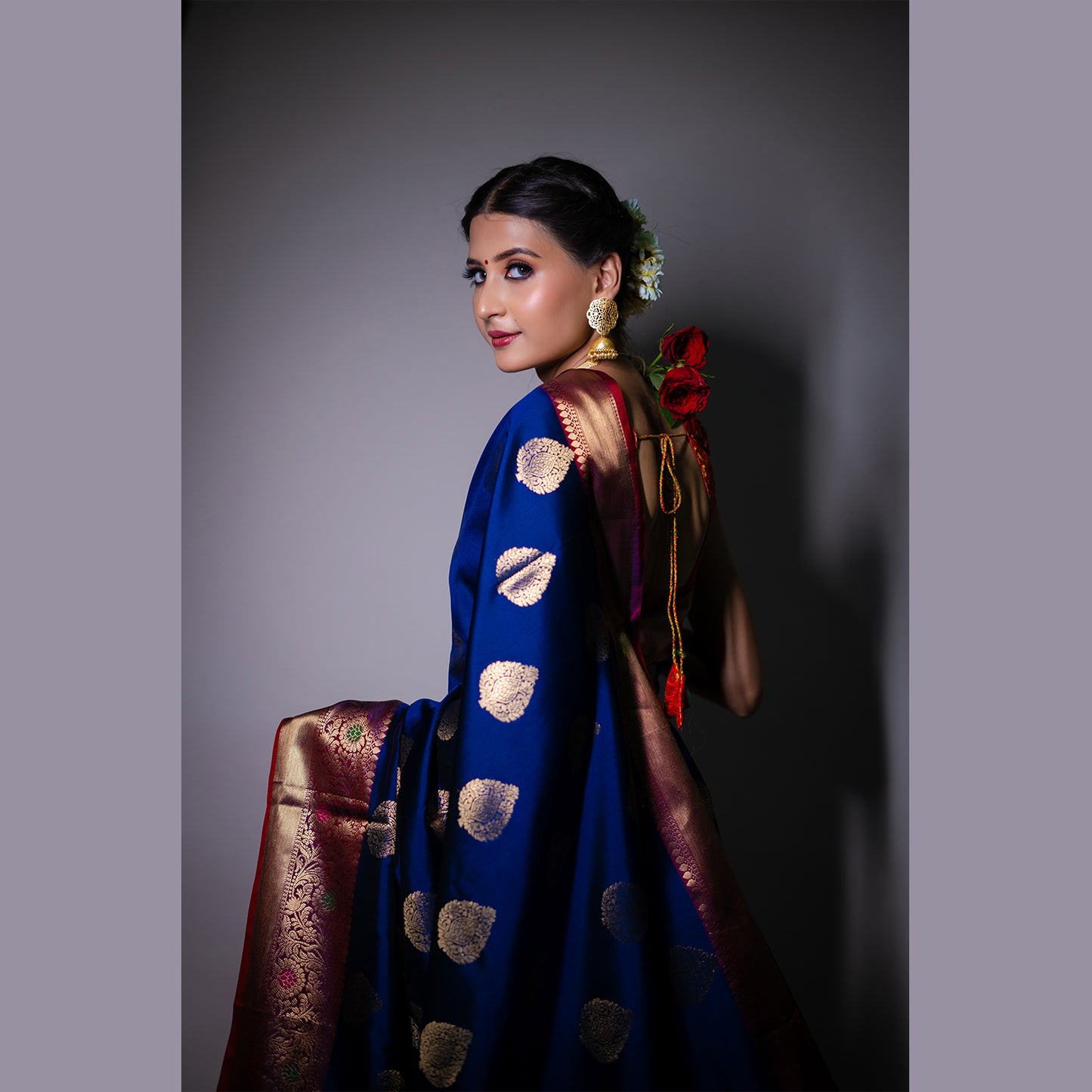 Faishana Presents Navy Blue Katan Silk Woven Gold Zari Meena Border Handloom Banarasi Saree With Maroon Blouse Piece