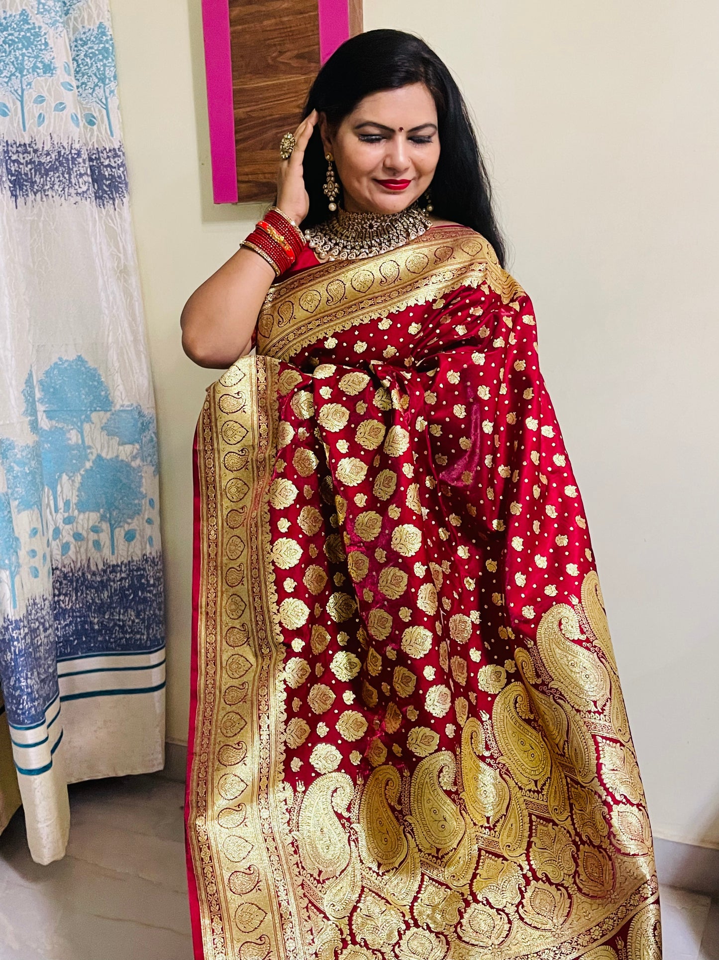Faishana Presents Maroon Satin Silk Half Half Patli Zari Booti Saree With Maroon Blouse Piece