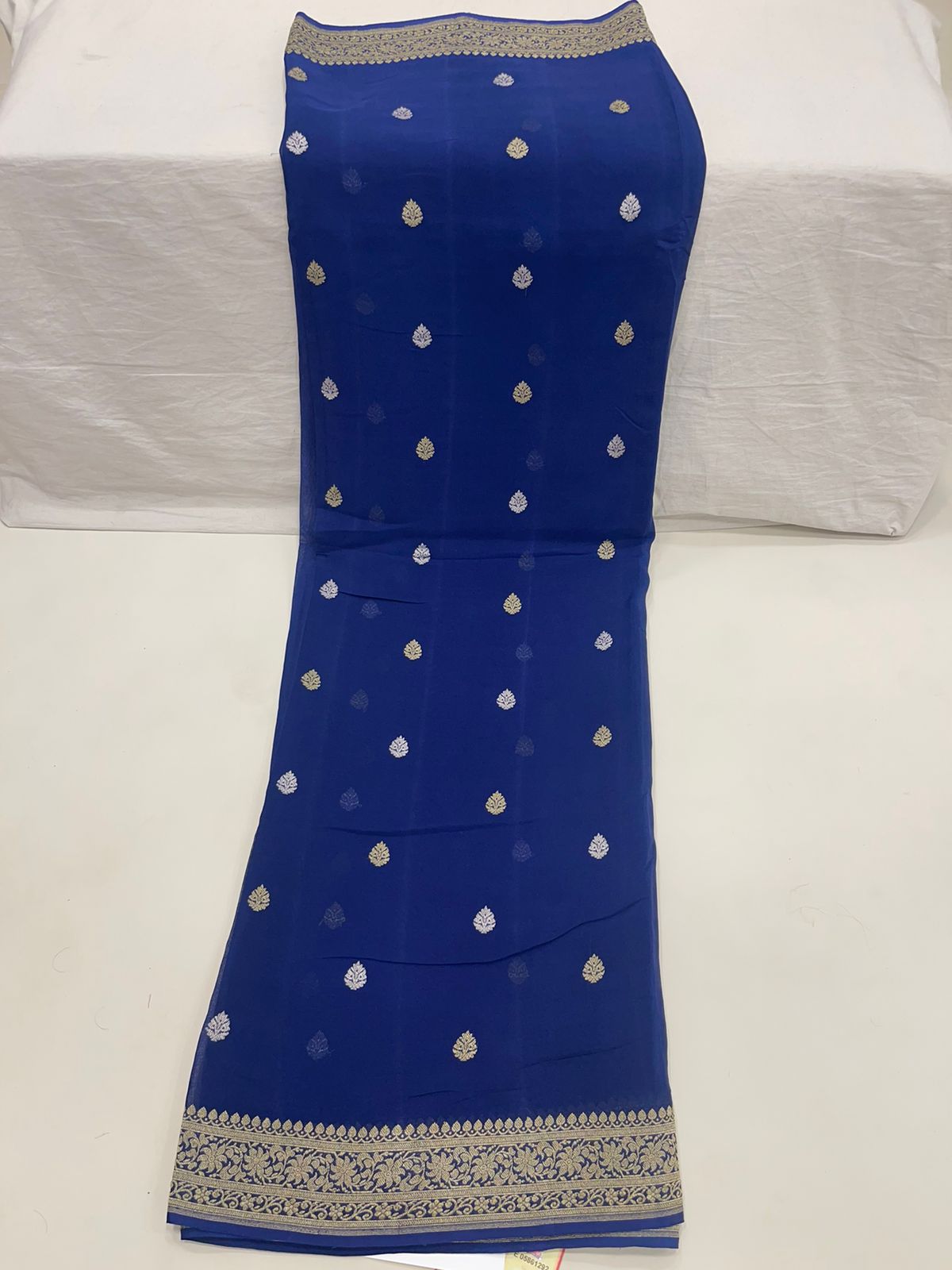 Faishana's Exquisite Pure Silk Handloom Khaddi Georgette Saree with Navy Blue and Golden Zari Kadhwa Booti Zari Border