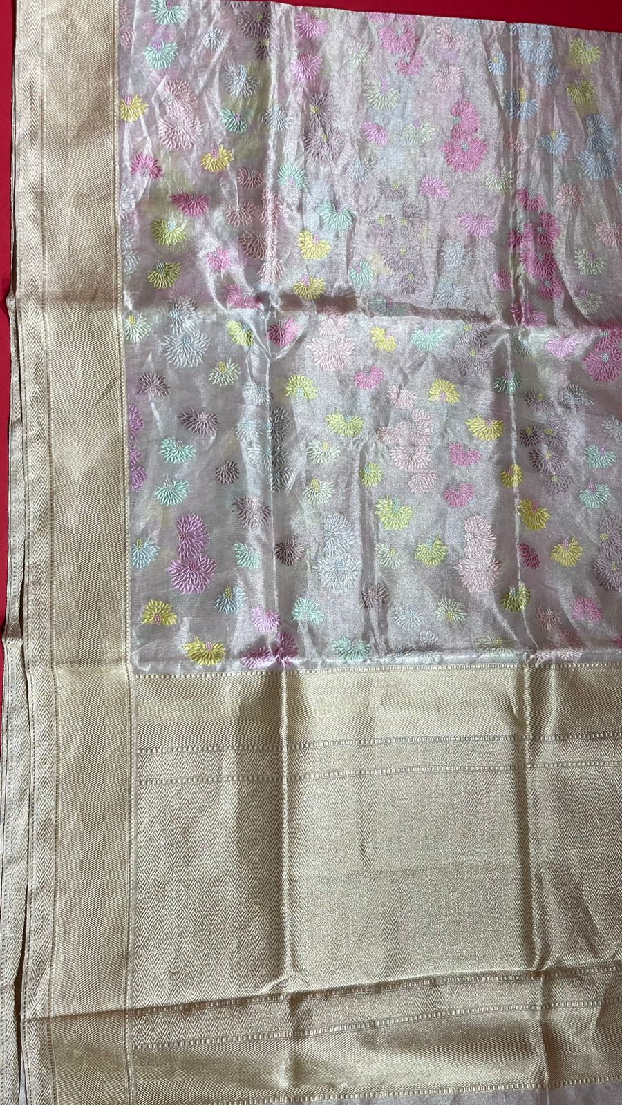 Faishana Pure Silk Handloom Beige Organza Silk Meenakari Booti Kadhwa Zari Border Banarasi Saree with Matching Beige Blouse