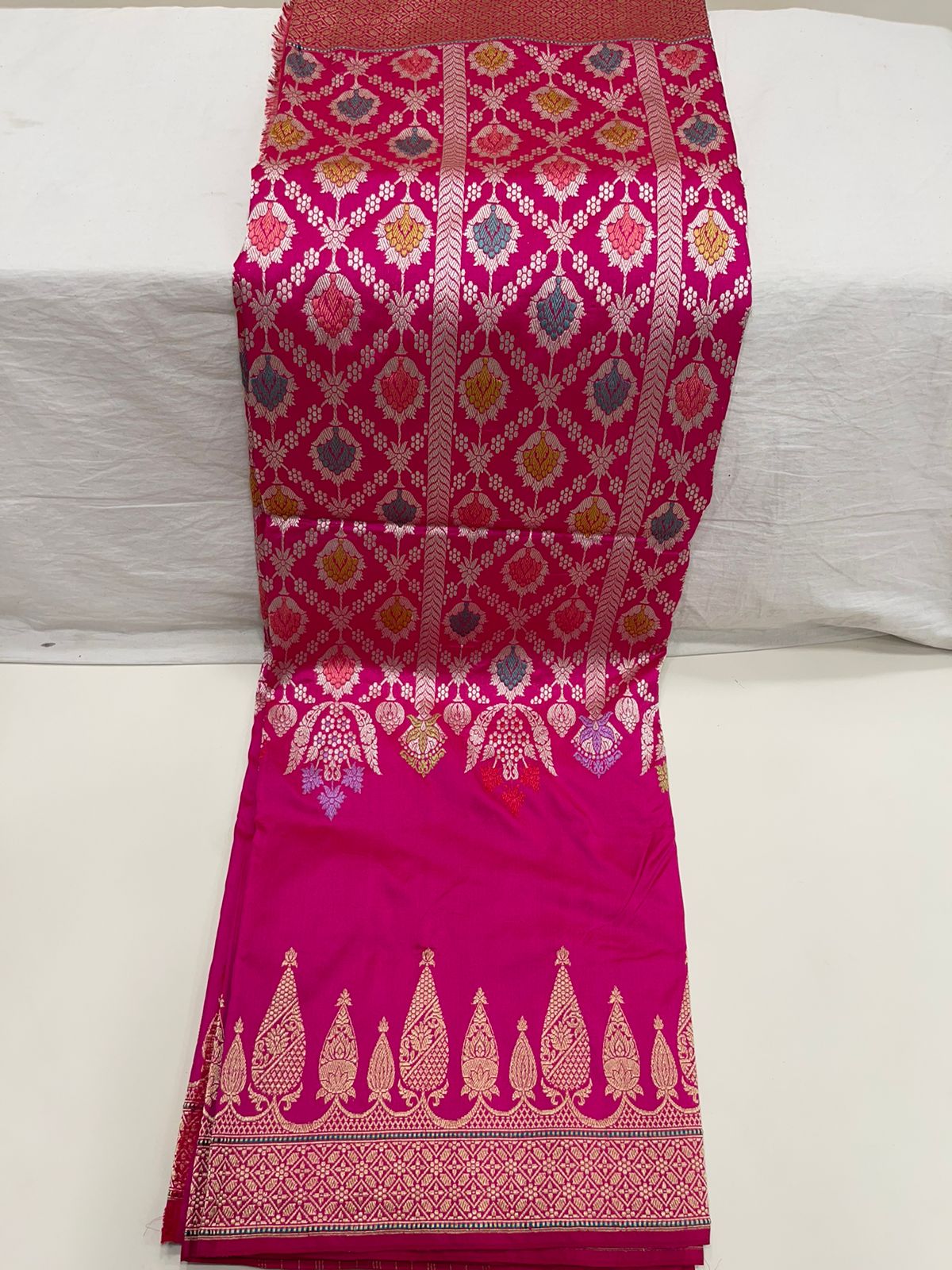 Faishana Presents Pure Handloom Katan Silk Pink Kadhwa Tilfi Meenakari Stripe Jaal Kadhwa Border and Pink Blouse Saree