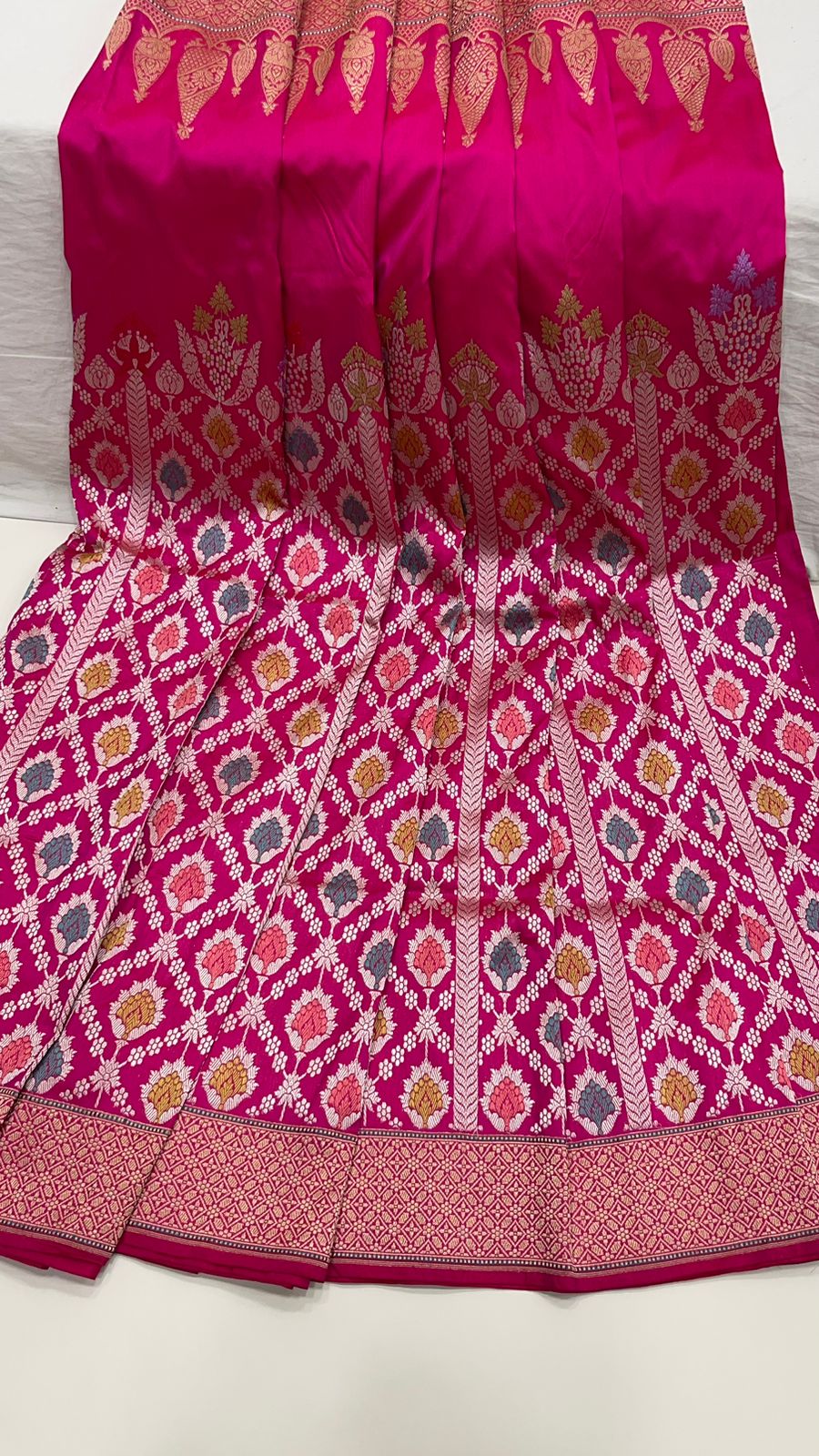 Faishana Presents Pure Handloom Katan Silk Pink Kadhwa Tilfi Meenakari Stripe Jaal Kadhwa Border and Pink Blouse Saree