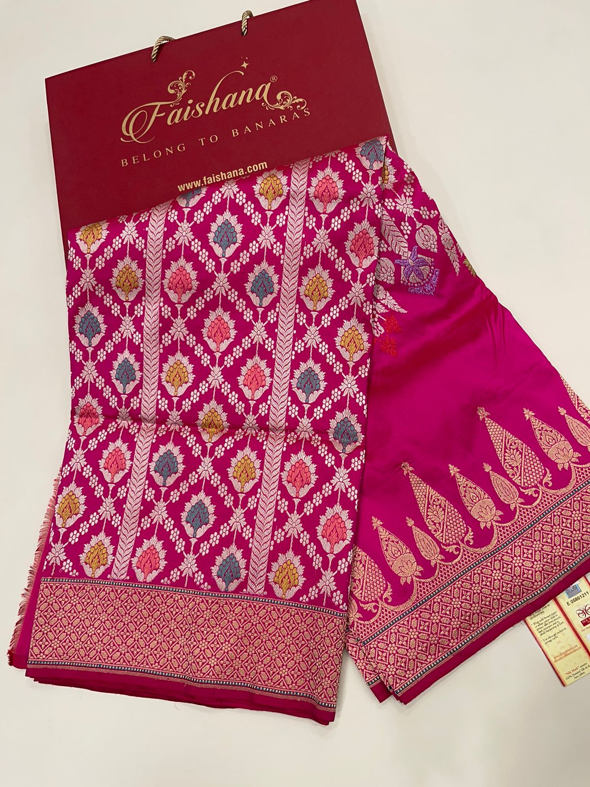 Faishana Presents Pure Handloom Katan Silk Pink Kadhwa Tilfi Meenakari Stripe Jaal Kadhwa Border and Pink Blouse Saree