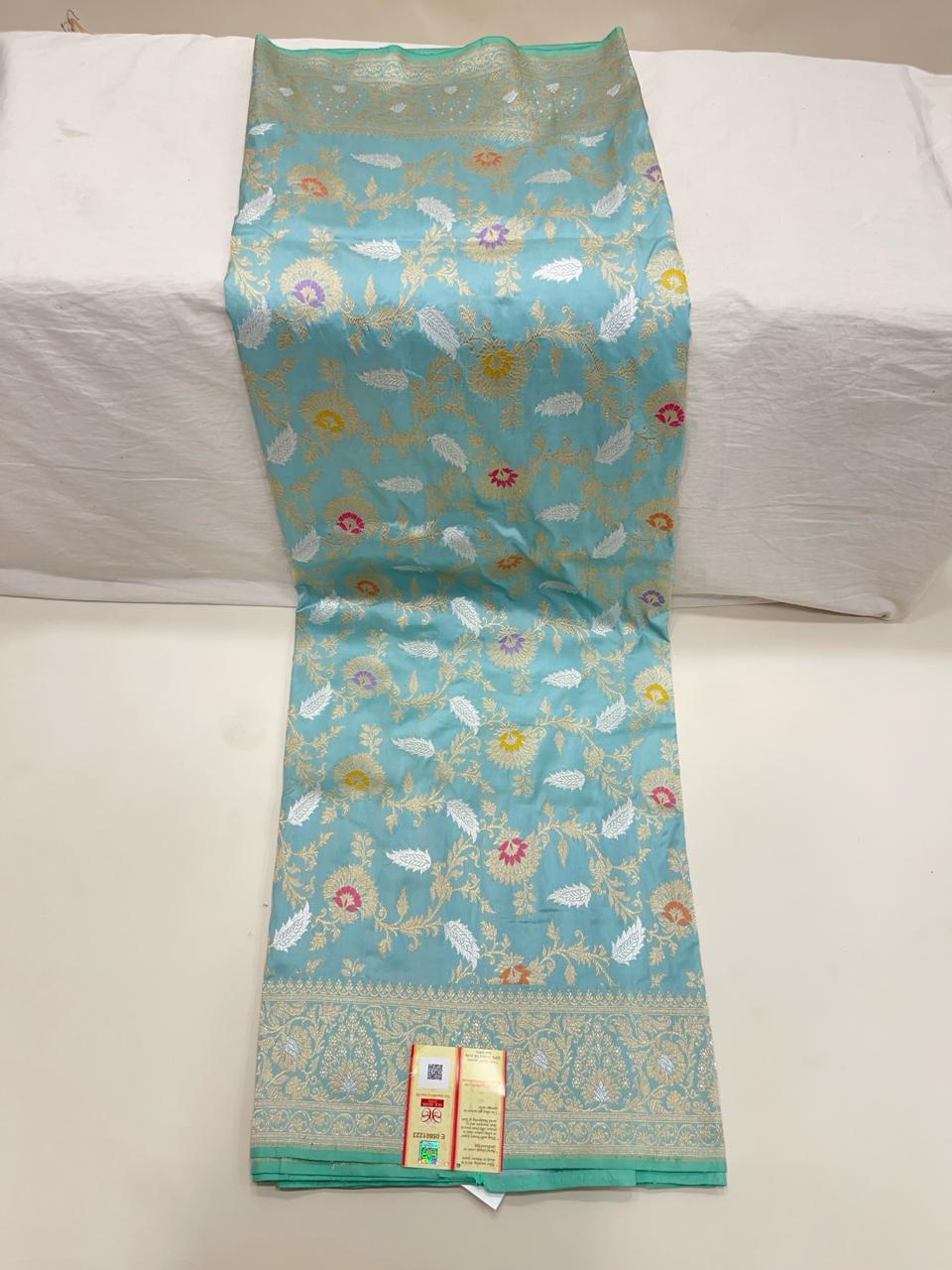 Exquisite Elegance: Faishana Pure Handloom Katan Silk Seagreen Kadhwa Minakari Floral Jangla Jaal Booti and Kadhwa Mina pallu with Sea green Blouse