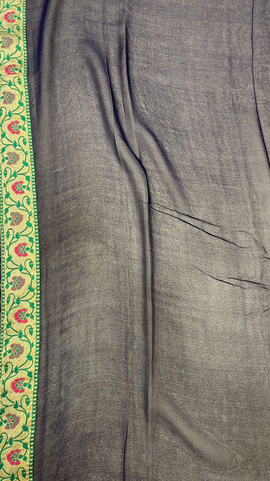 Radiant Elegance: Faishana Pure Silk Handloom Magenta Khaddi Georgette Golden Zari Chunri Boota Paithani Anchal with Navy Blue Blouse Banarasi Saree