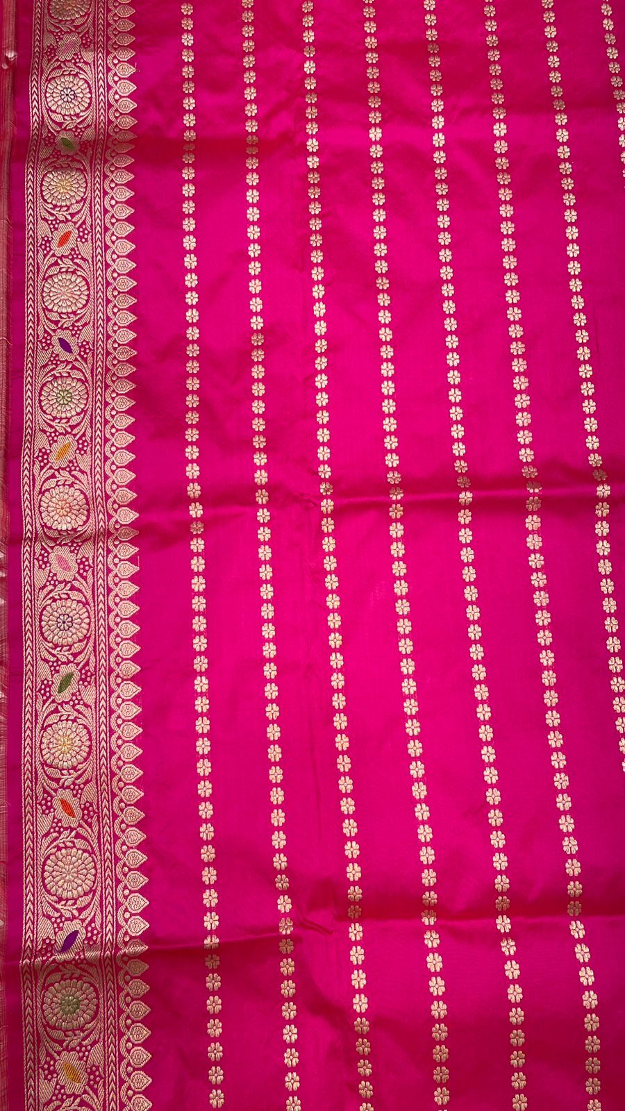 Faishana Pure Silk Handloom Katan Silk Pink Aada Kadhwa Meenakari Jangla Kadhwa Border with Pink Blouse