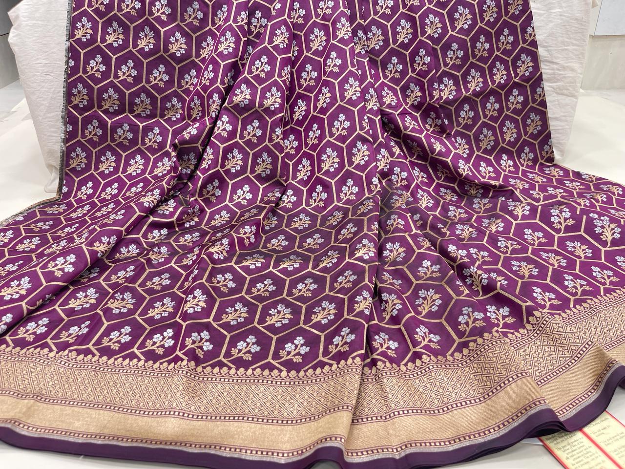 Faishana Pure Silk Handloom Magenta Uppada Silk Silver Mina Zari with Golden Zari Border Alfi Jaal and Magenta Kadhwa Blouse Saree