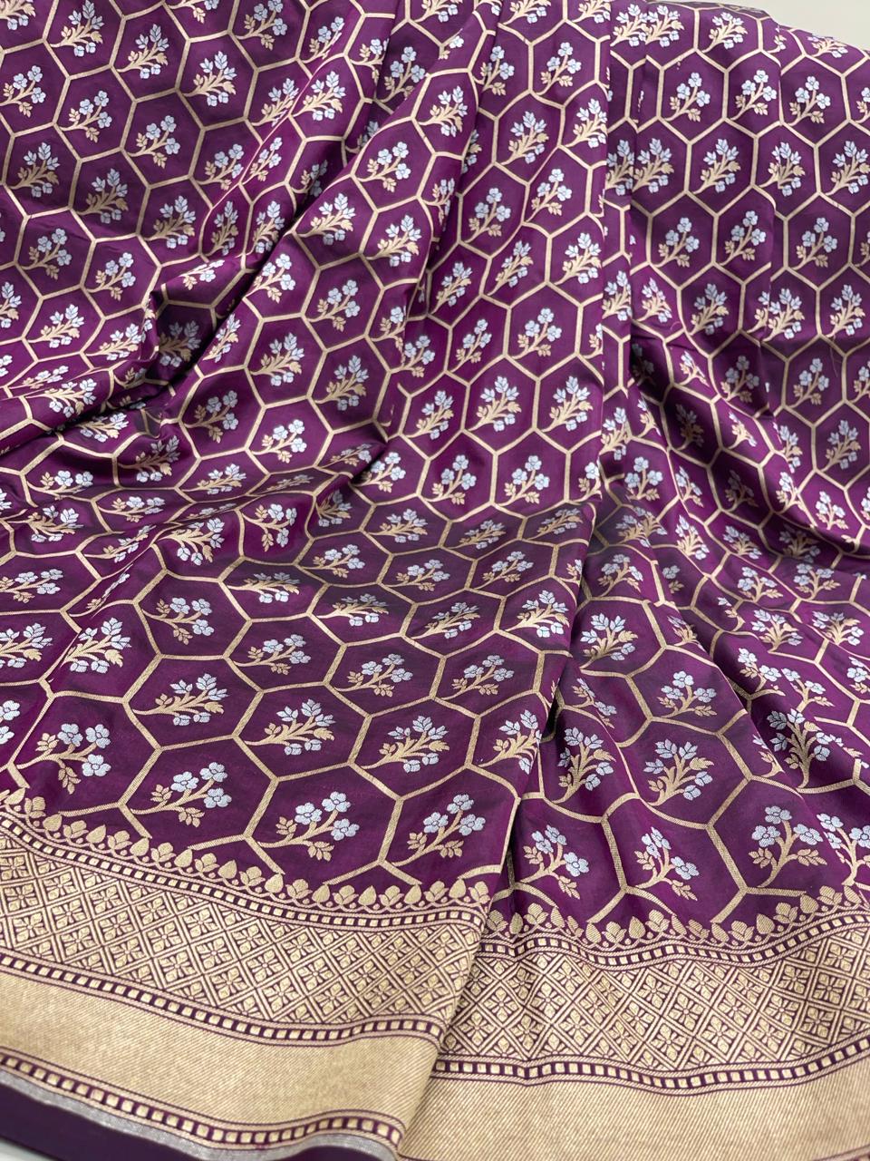 Faishana Pure Silk Handloom Magenta Uppada Silk Silver Mina Zari with Golden Zari Border Alfi Jaal and Magenta Kadhwa Blouse Saree