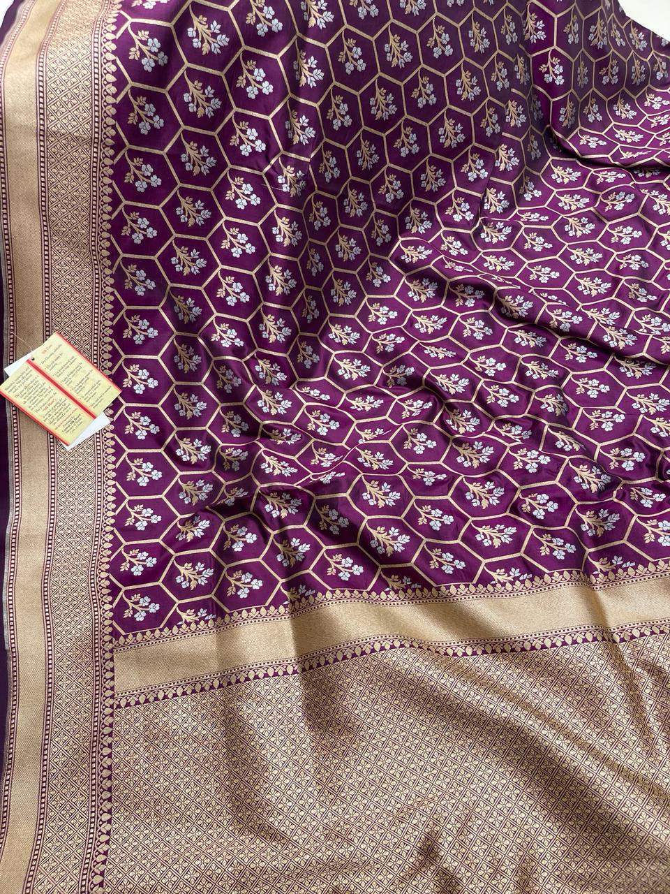 Faishana Pure Silk Handloom Magenta Uppada Silk Silver Mina Zari with Golden Zari Border Alfi Jaal and Magenta Kadhwa Blouse Saree