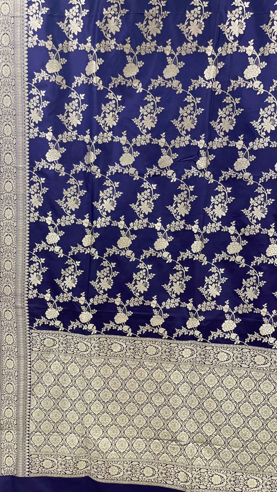 Faishana Pure Silk Handloom Uppada Navy Blue with Silver Zari Kadhwa Jaal Rich Pallu and Kadhwa Blouse Banarasi Saree
