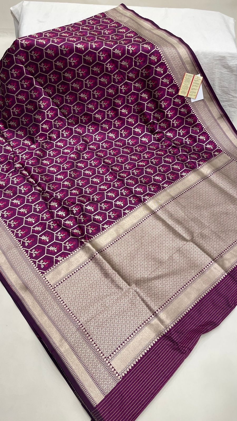 Faishana Presents Pure Handloom Magenta Uppada Silk Floral Pink Meena Jaal Design with Magenta Kadhwa Blouse Saree