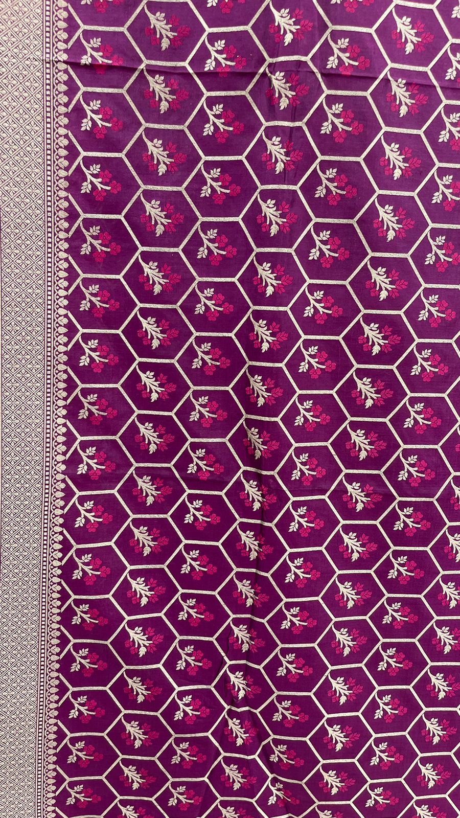 Faishana Presents Pure Handloom Magenta Uppada Silk Floral Pink Meena Jaal Design with Magenta Kadhwa Blouse Saree