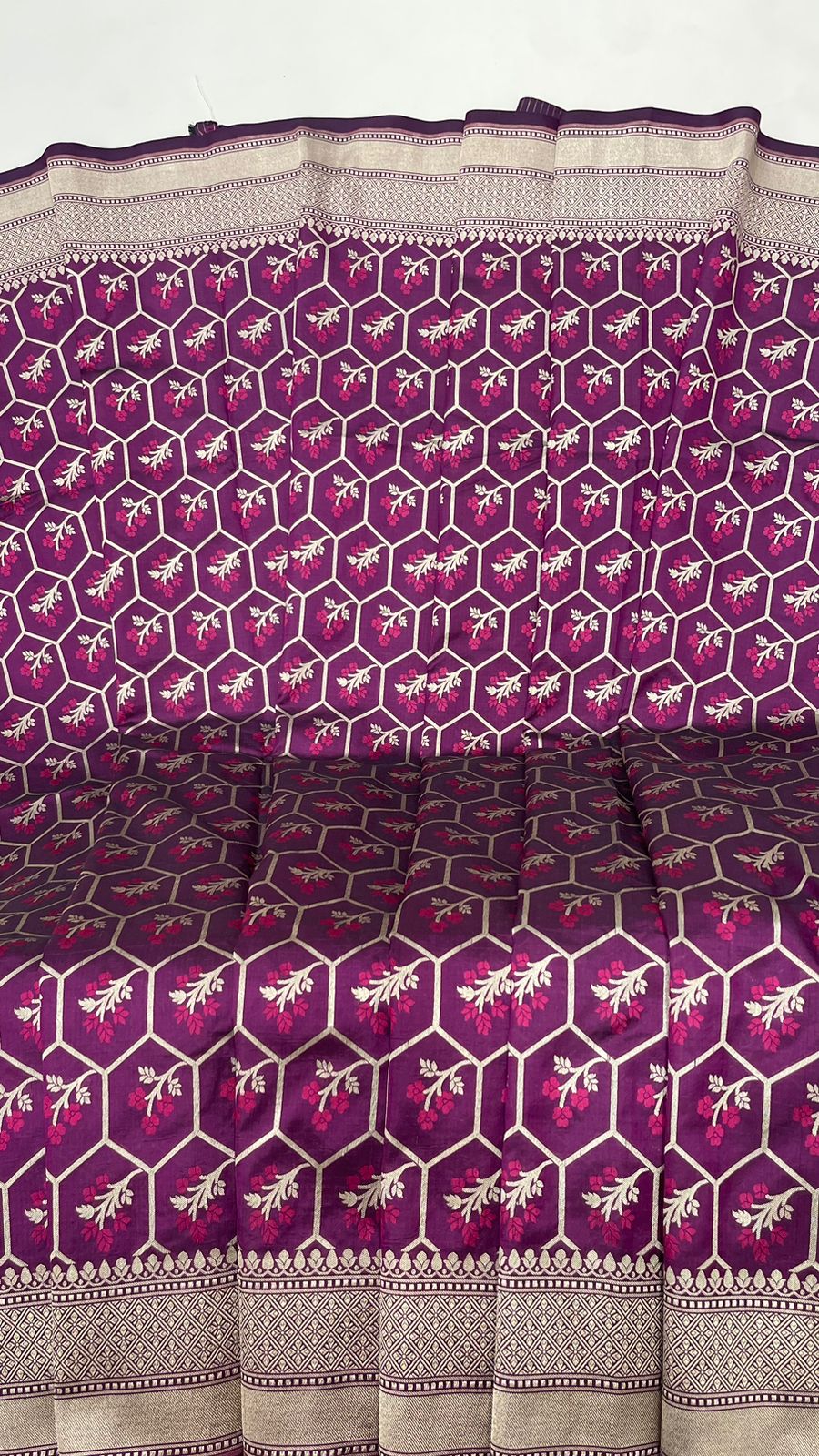 Faishana Presents Pure Handloom Magenta Uppada Silk Floral Pink Meena Jaal Design with Magenta Kadhwa Blouse Saree