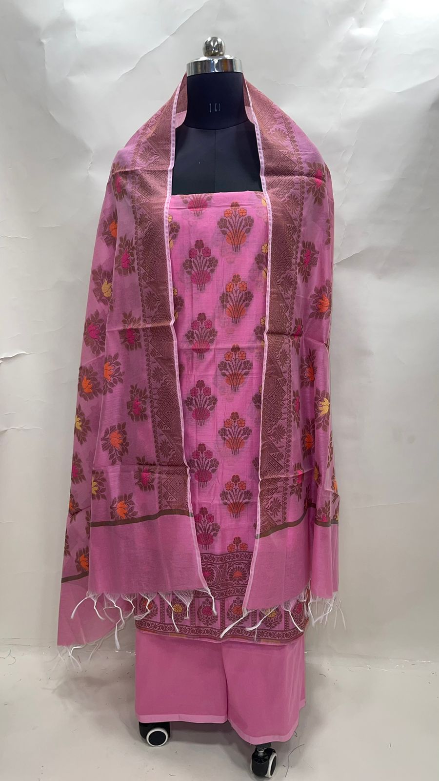 Faishana Presents Pink Cotton Resham Zari Mina Boota 3pcs Suit Set accompanied with Plain Bottom and Zari Zig-Zag Border Pink Dupatta