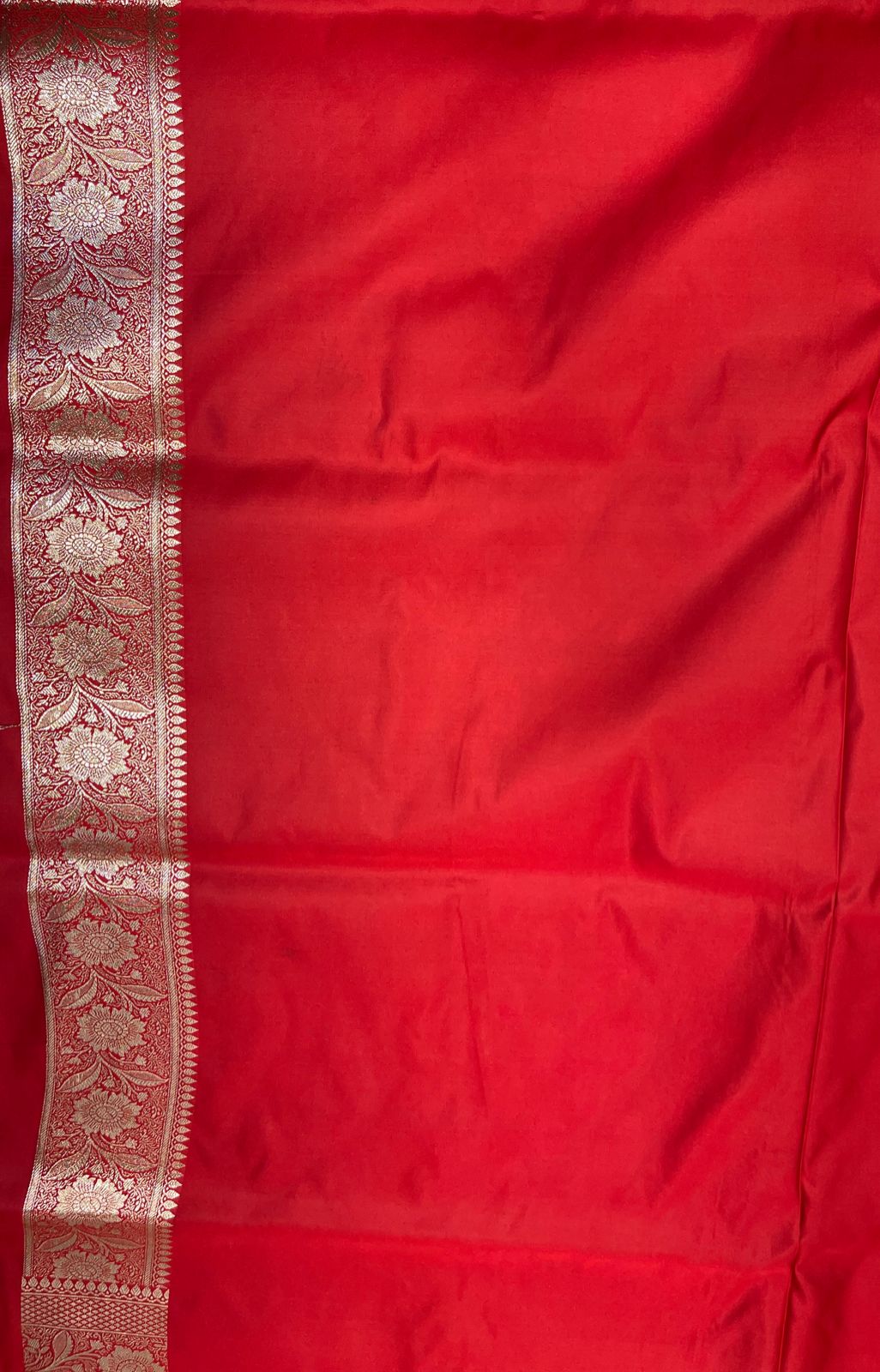 Faishana Presents Blue Katan Silk Floral Zari Booti with Contrast Red 2D Silver Zari Border with Red Blouse