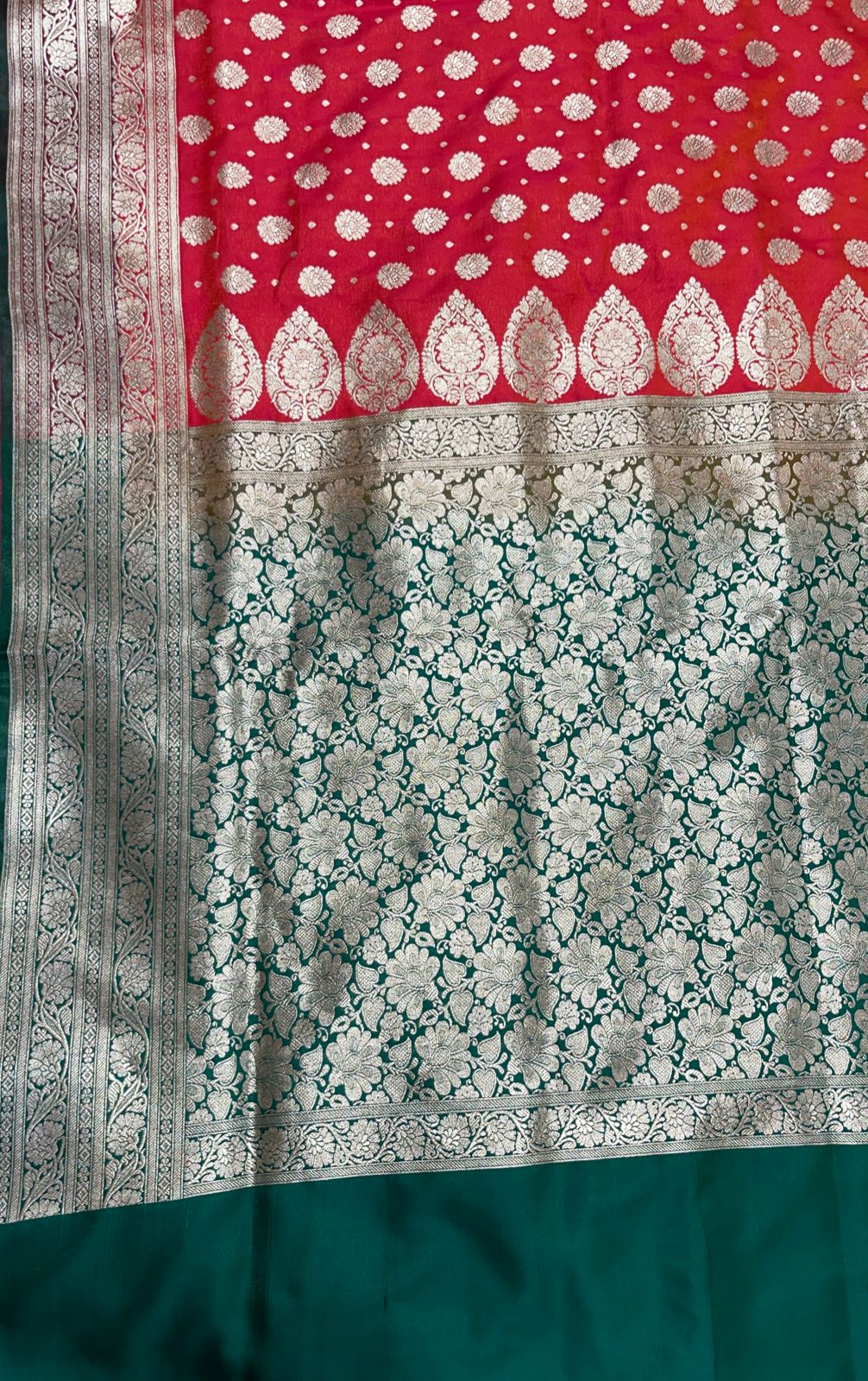 Faishana Presents Orange Satin Silk Zari Booti and Contrast Green 2D Zari Border and Heavy Floral Jaal Pallu Banarasi Saree with Green Blouse