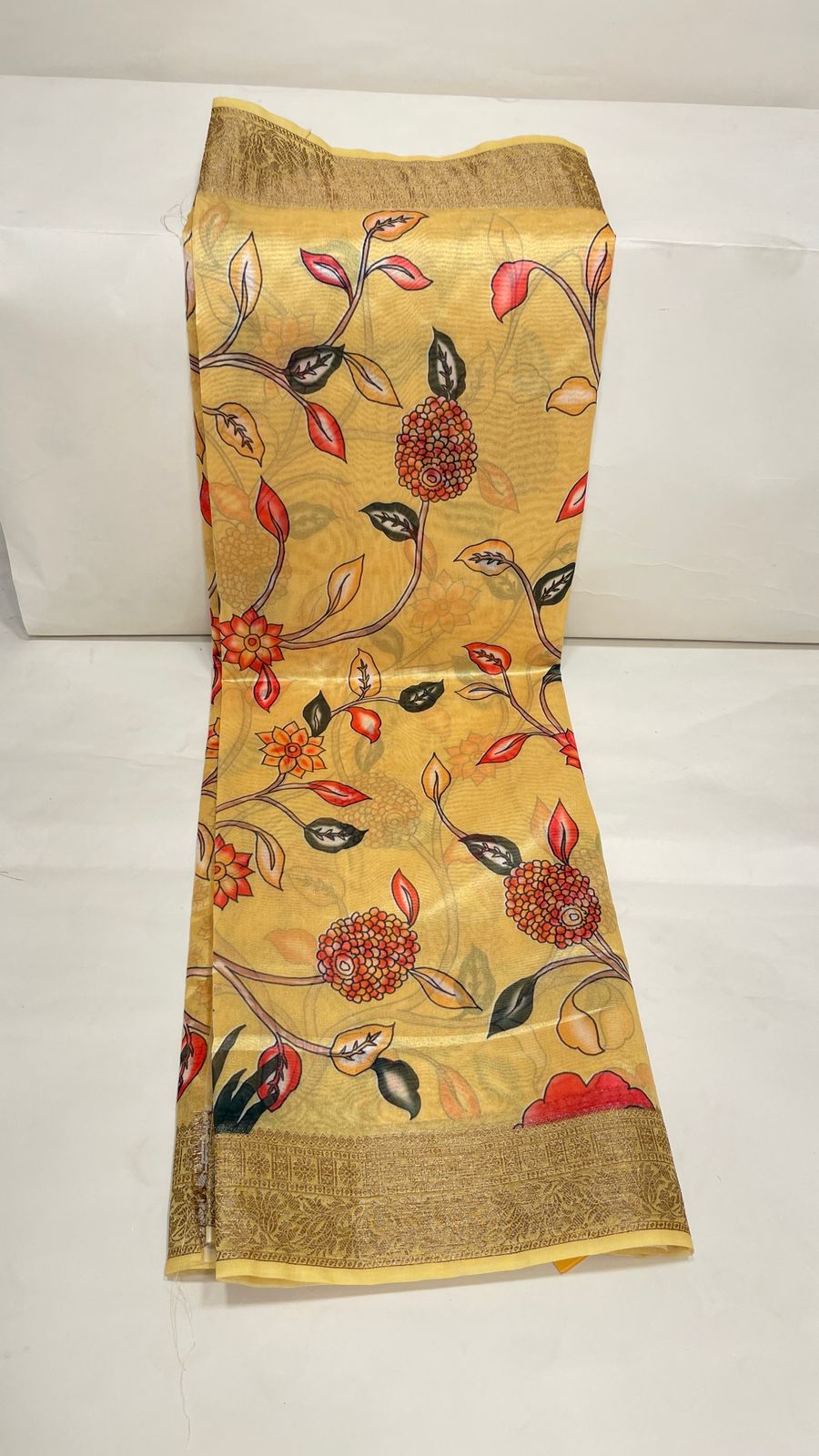 Faishana Presents Yellow Warm Silk Floral Alfi Jaal Digital Print Copper Zari Border Banarasi Saree with Yellow Chunri Booti Blouse