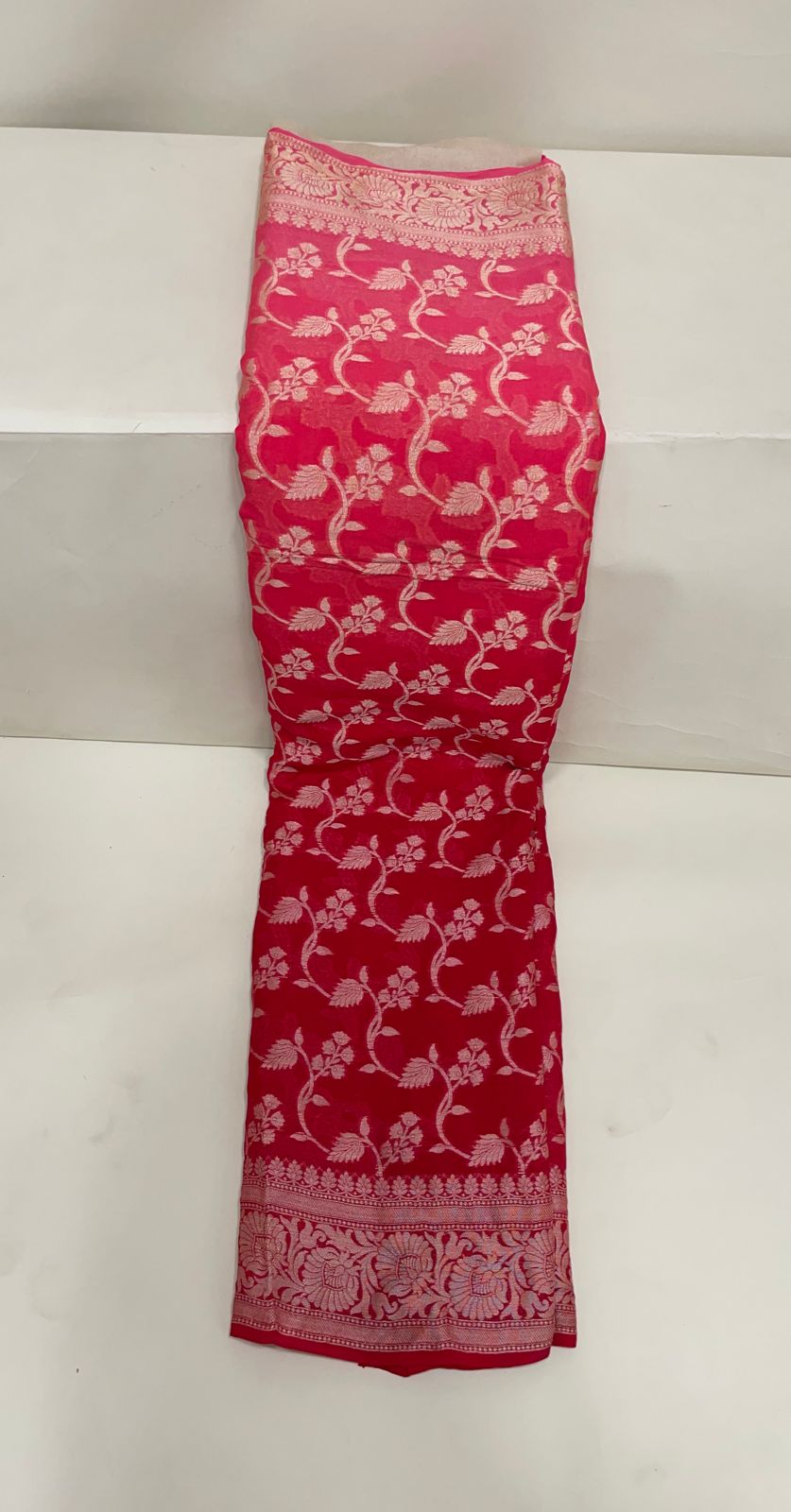 Faishana Pure Handloom Pink Dual Shade Chiffon Tilfi Zari Jaal with Floral Boota Anchal Zari Border with Red Blouse