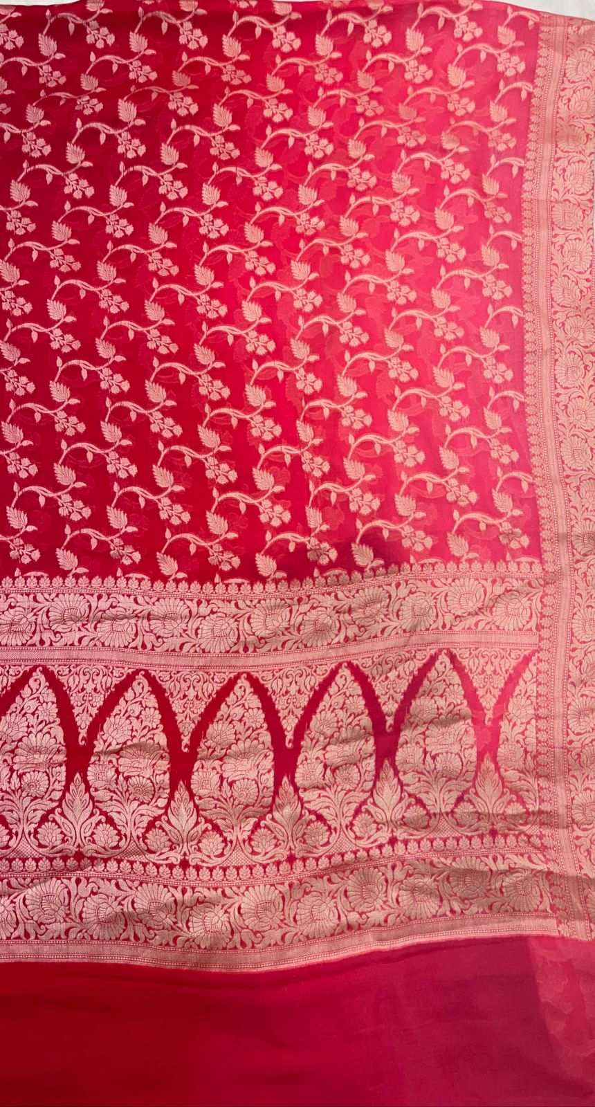 Faishana Pure Handloom Pink Dual Shade Chiffon Tilfi Zari Jaal with Floral Boota Anchal Zari Border with Red Blouse