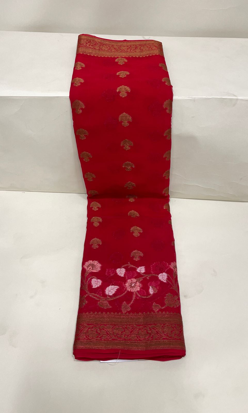 Faishana Pure Handloom Red Chiffon Floral Copper Zari Booti with Floral Tilfi Mina Jaal Skirt Zari Border with Red Blouse