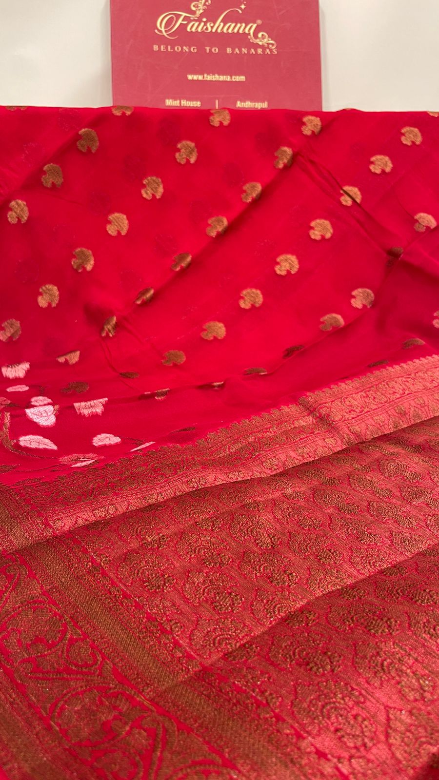 Faishana Pure Handloom Red Chiffon Floral Copper Zari Booti with Floral Tilfi Mina Jaal Skirt Zari Border with Red Blouse