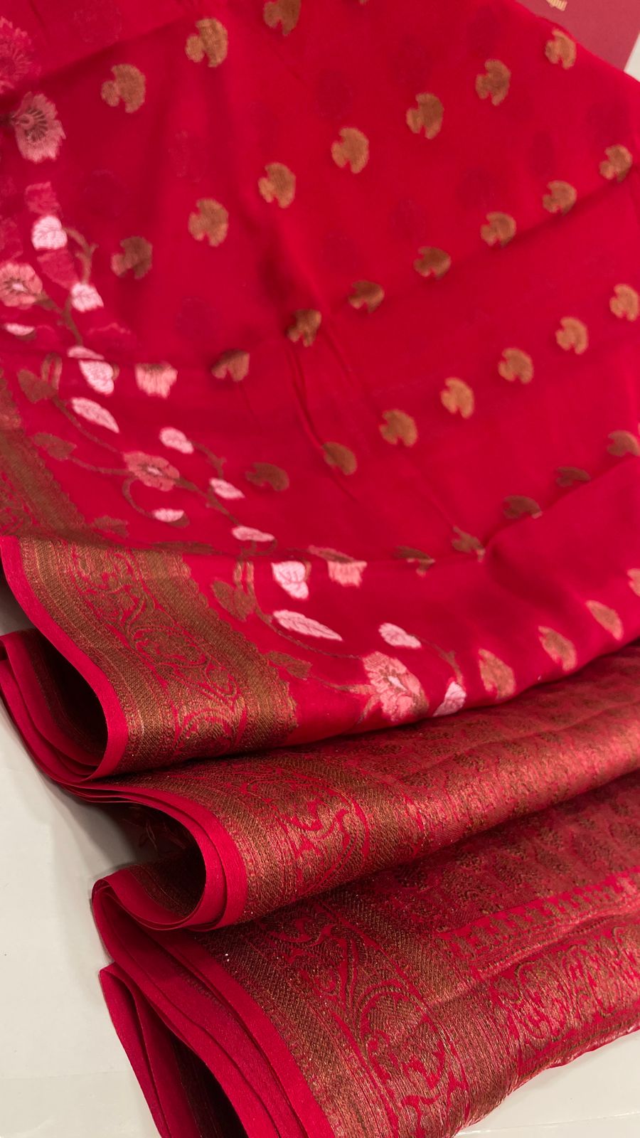 Faishana Pure Handloom Red Chiffon Floral Copper Zari Booti with Floral Tilfi Mina Jaal Skirt Zari Border with Red Blouse