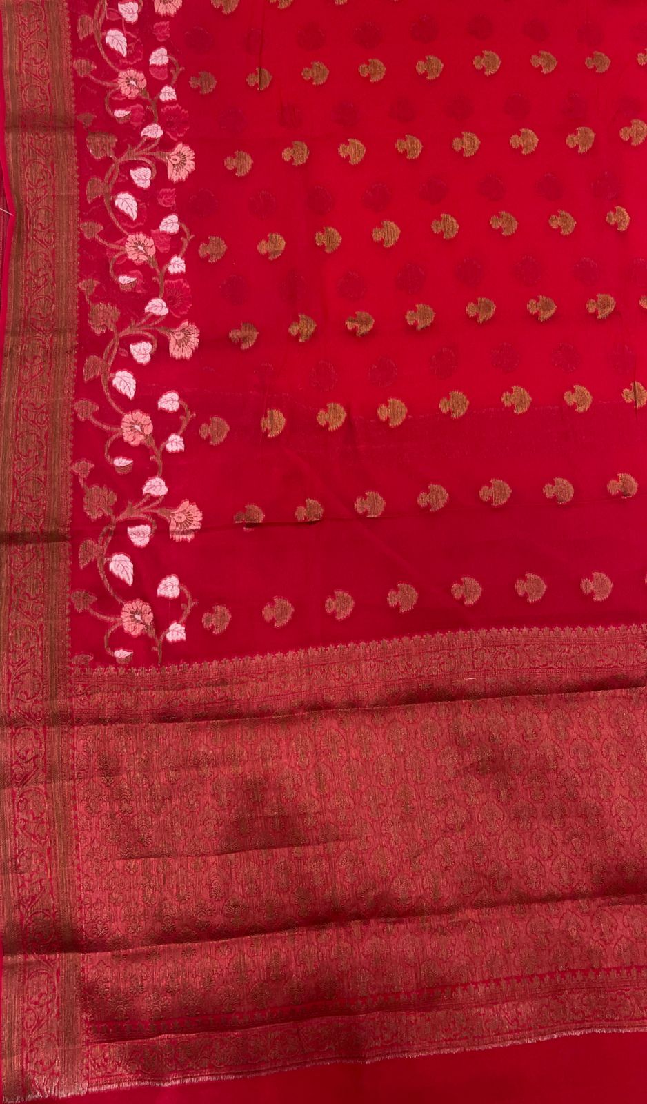 Faishana Pure Handloom Red Chiffon Floral Copper Zari Booti with Floral Tilfi Mina Jaal Skirt Zari Border with Red Blouse