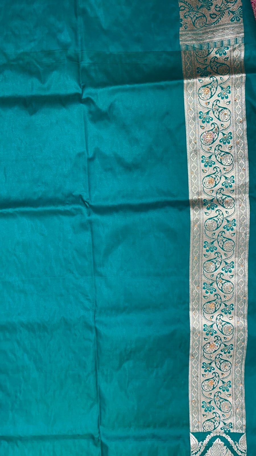 Faishana Presents Pink Stone Work Golden Zari Booti with Contrast Green Paisley Lehariya Pallu Zari Border with Green Blouse Banarasi Saree