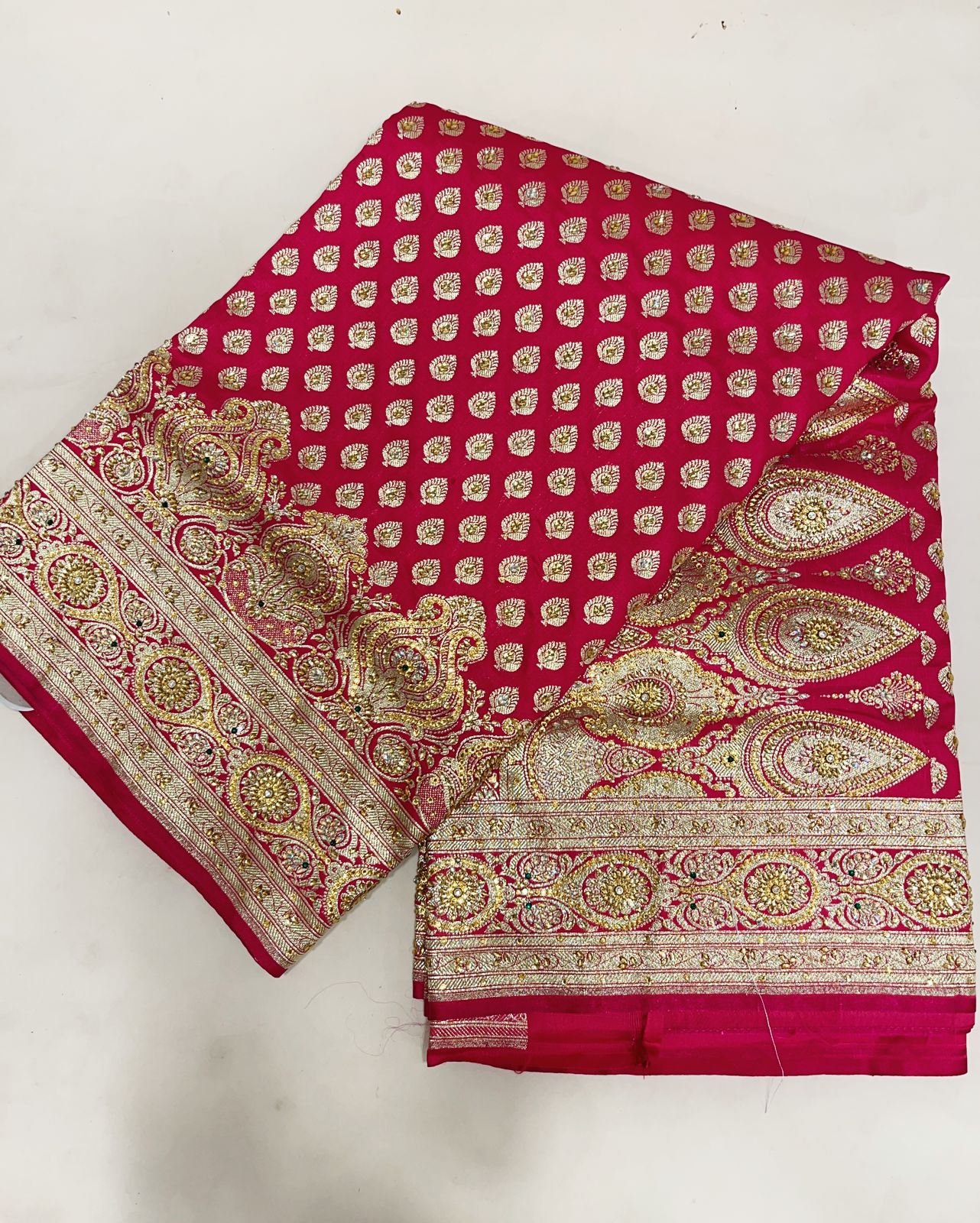 Faishana Presents Pink Stone Work Golden Zari Booti with Floral Heavy Pallu Zari Border and Pink Blouse Banarasi Saree