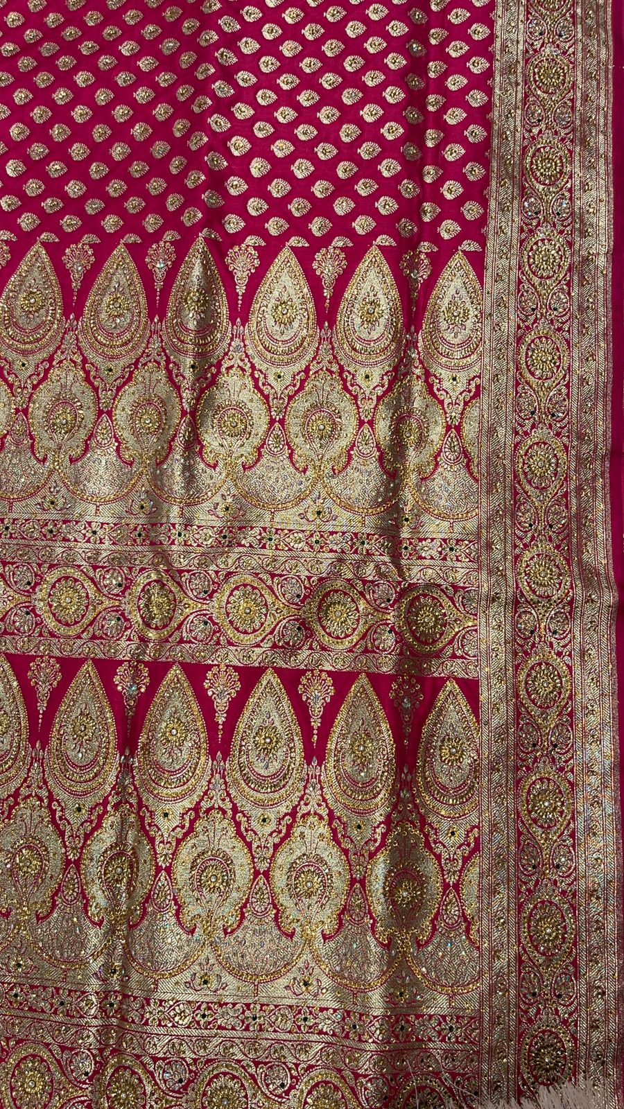 Faishana Presents Pink Stone Work Golden Zari Booti with Floral Heavy Pallu Zari Border and Pink Blouse Banarasi Saree
