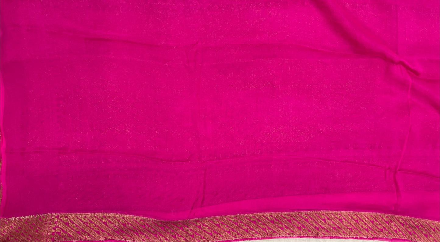 Faishana Pure Handloom Magenta Chiffon Floral Copper Zari Booti with Floral Skirt Zari Border with Magenta Blouse