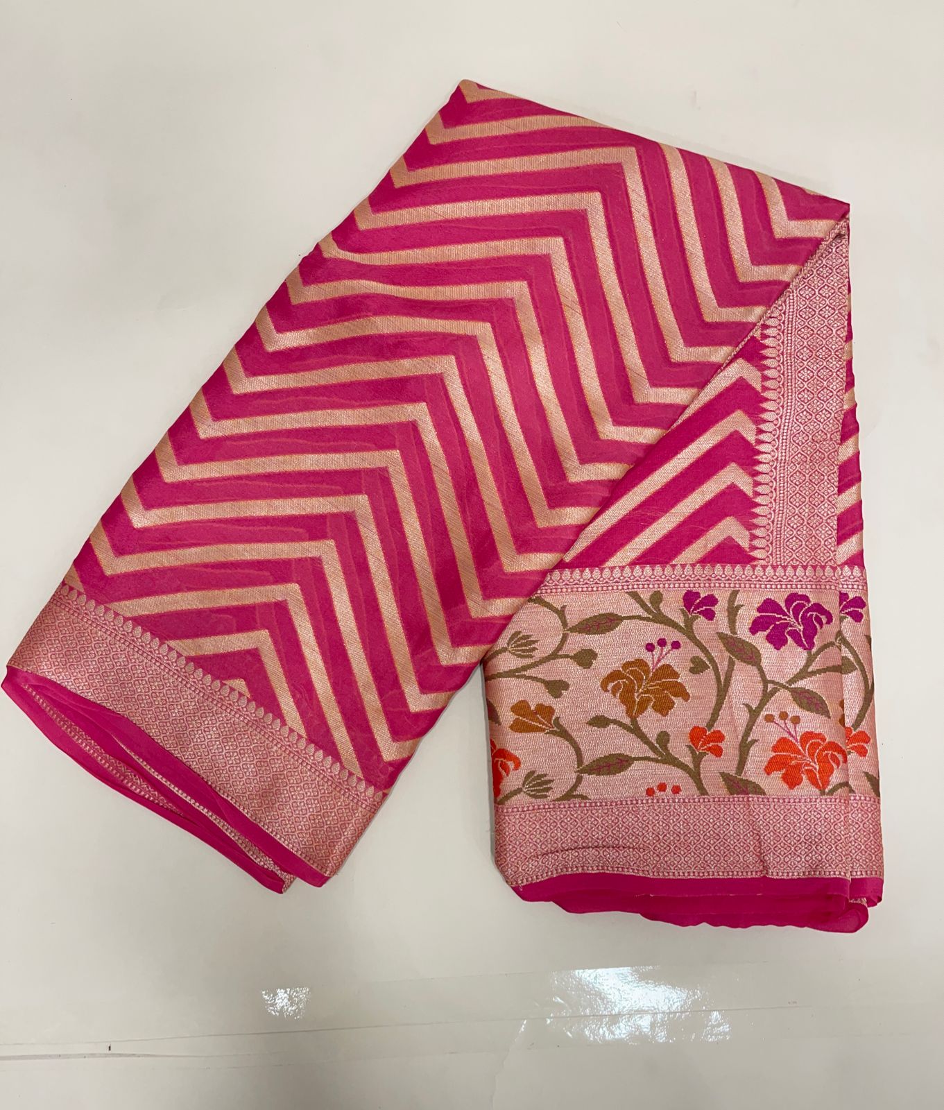 Faishana Pure Handloom Pink Chiffon Resham Zari Zig-Zag with Tilfi Mina Jaal Skirt Zari Border with Pink Blouse 