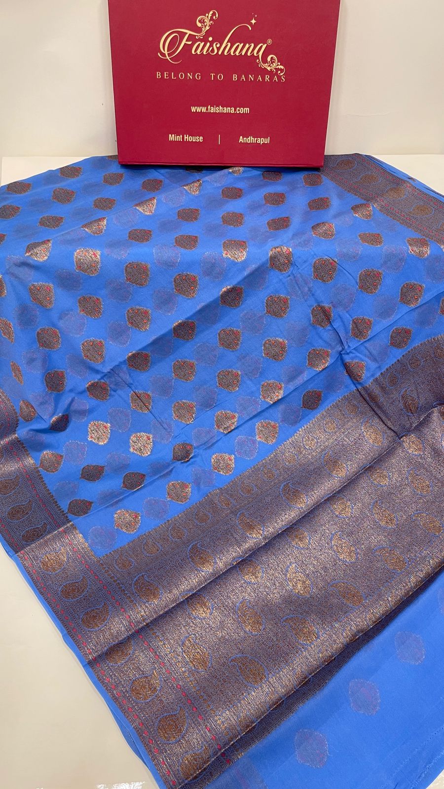 Faishana Pure Handloom Blue Chiffon Floral Mina Copper Zari Booti with Paisley Mina Zari Border with Blue Blouse 