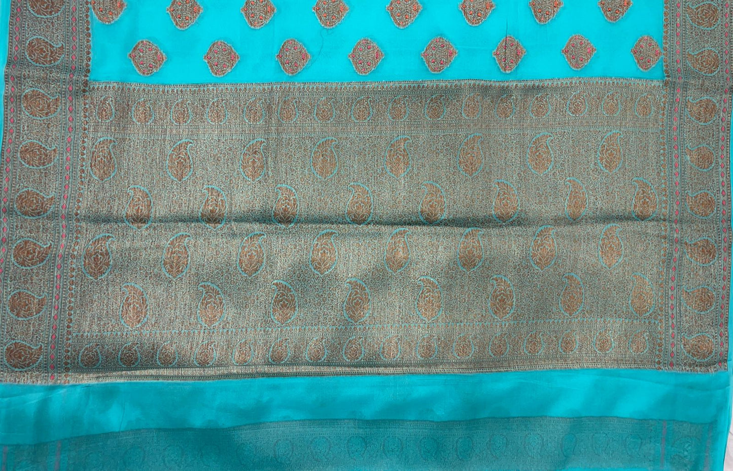 Faishana Pure Handloom Sea Green Chiffon Floral Mina Copper Zari Booti with Paisley Mina Zari Border with Sea Green Blouse 