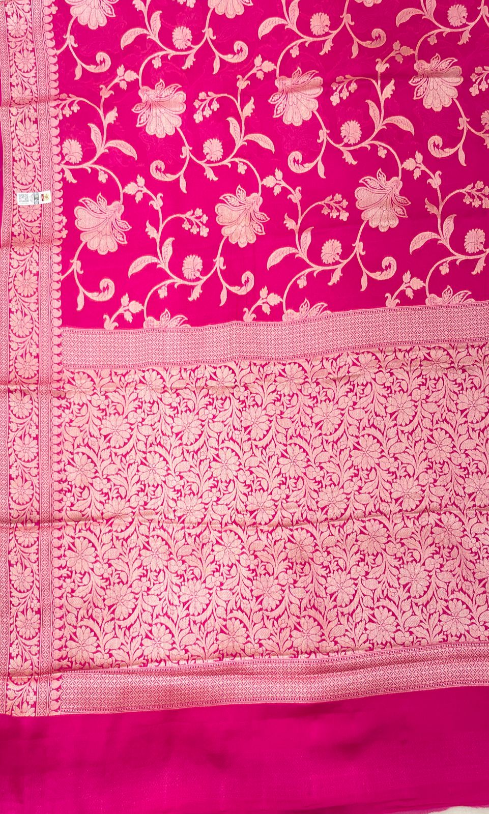 Faishana Pure Handloom Magenta Chiffon Floral Golden Zari Boota Jaal with Banarasi Zari Border and Magenta Blouse