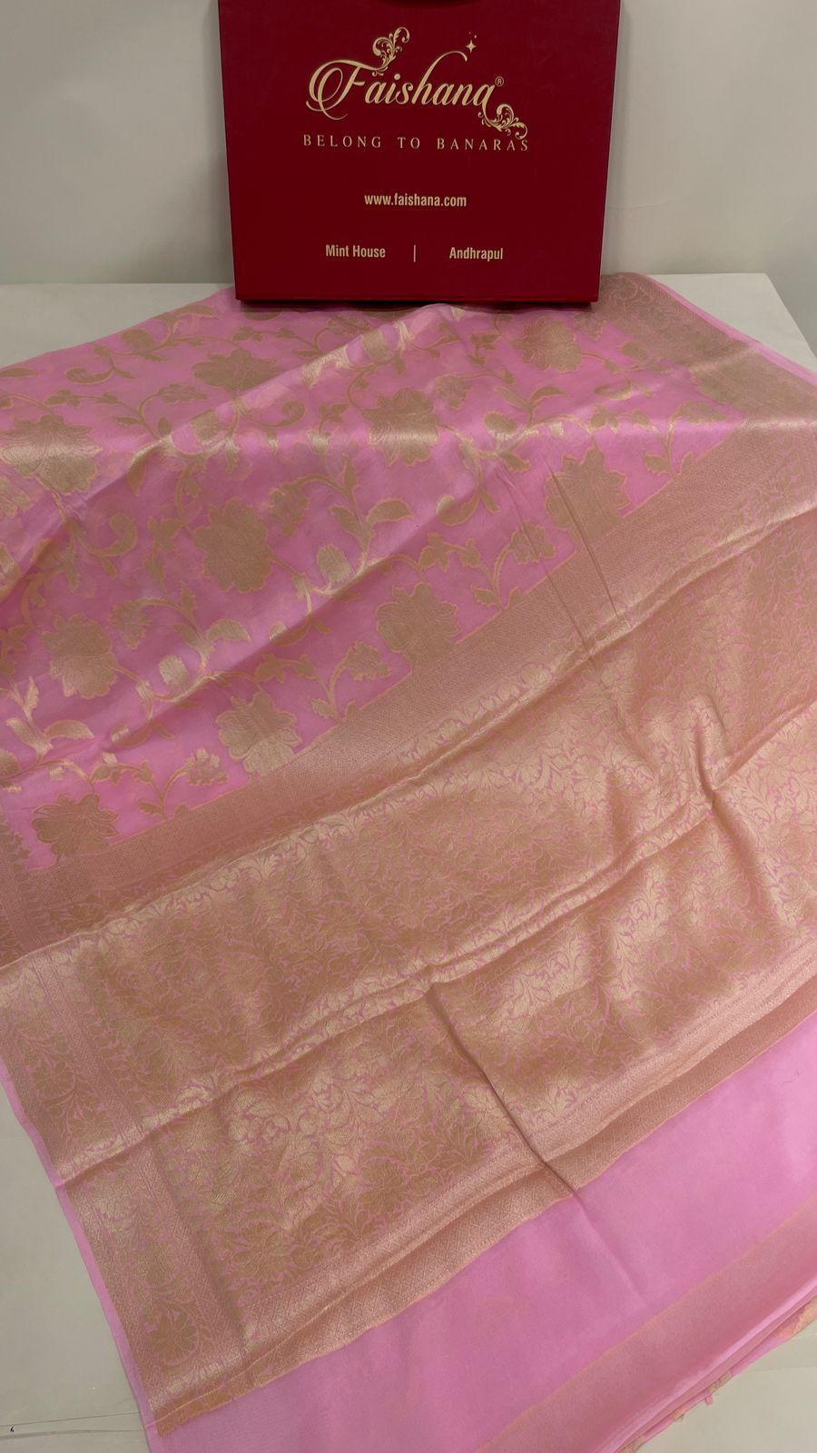 Faishana Pure Handloom Baby Pink Chiffon Floral Golden Zari Boota Jaal with Banarasi Zari Border and Baby Pink Blouse