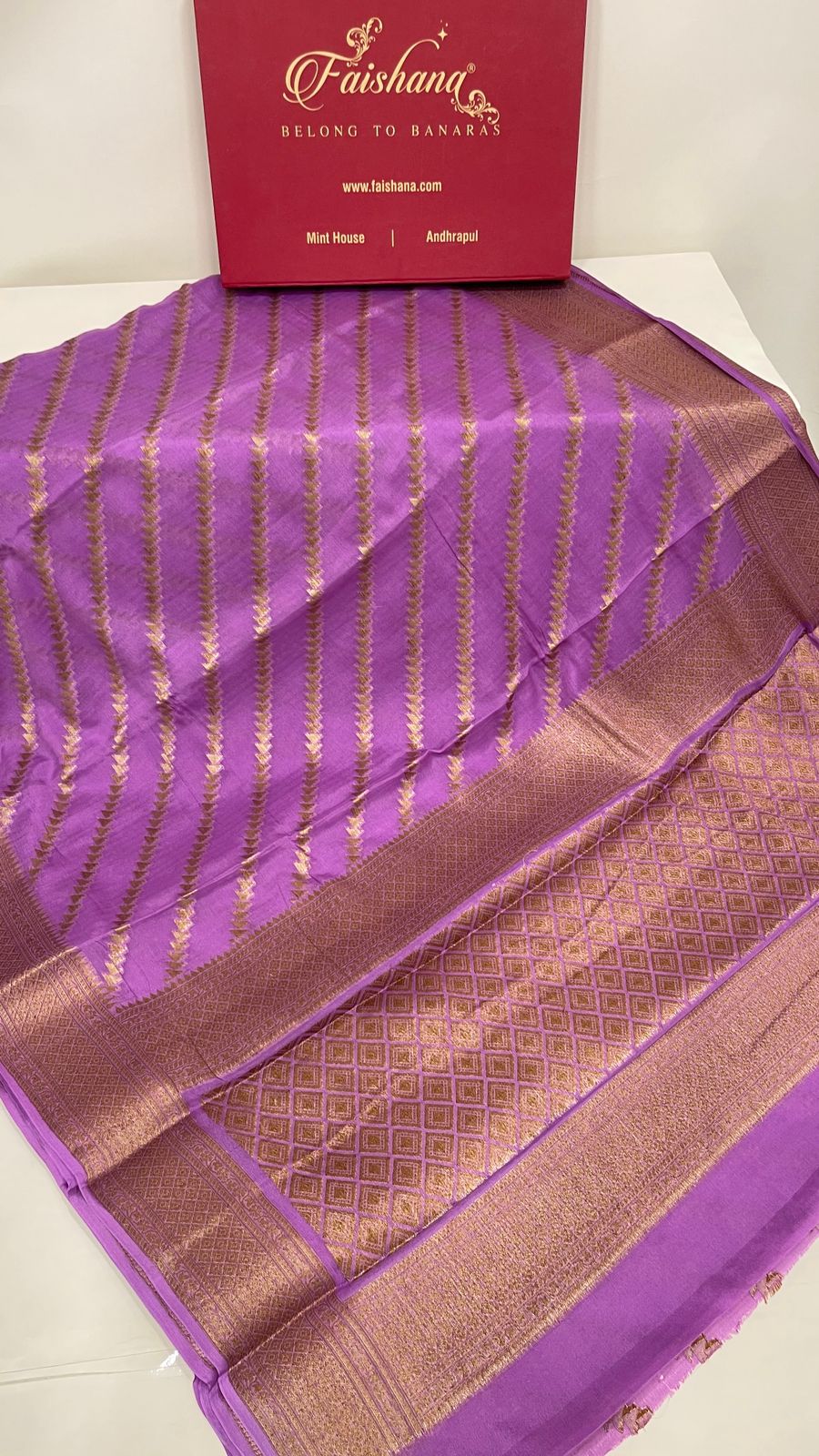 Faishana Pure Handwoven Light Purple Chiffon Diagonal Stripe Copper Zari with Banarasi Zari Border Pallu and Light Purple Blouse