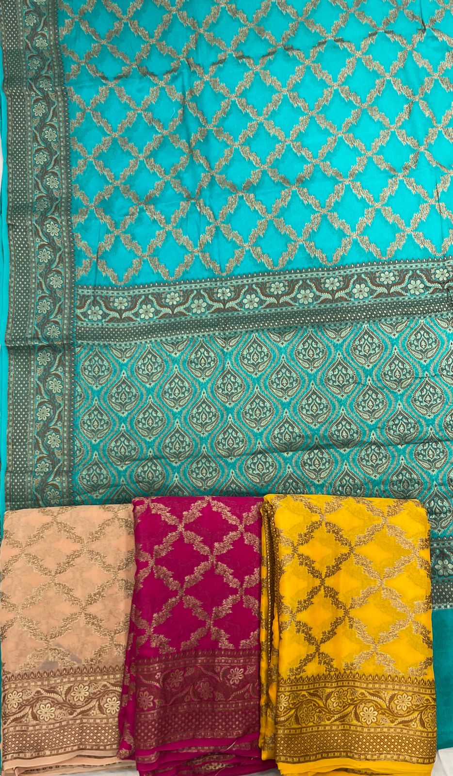 Faishana Pure Handwoven Sea Green Chiffon Kadiyal Copper Zari Jaal and Resham Mina Zari Boota Pallu with Sea Green Blouse