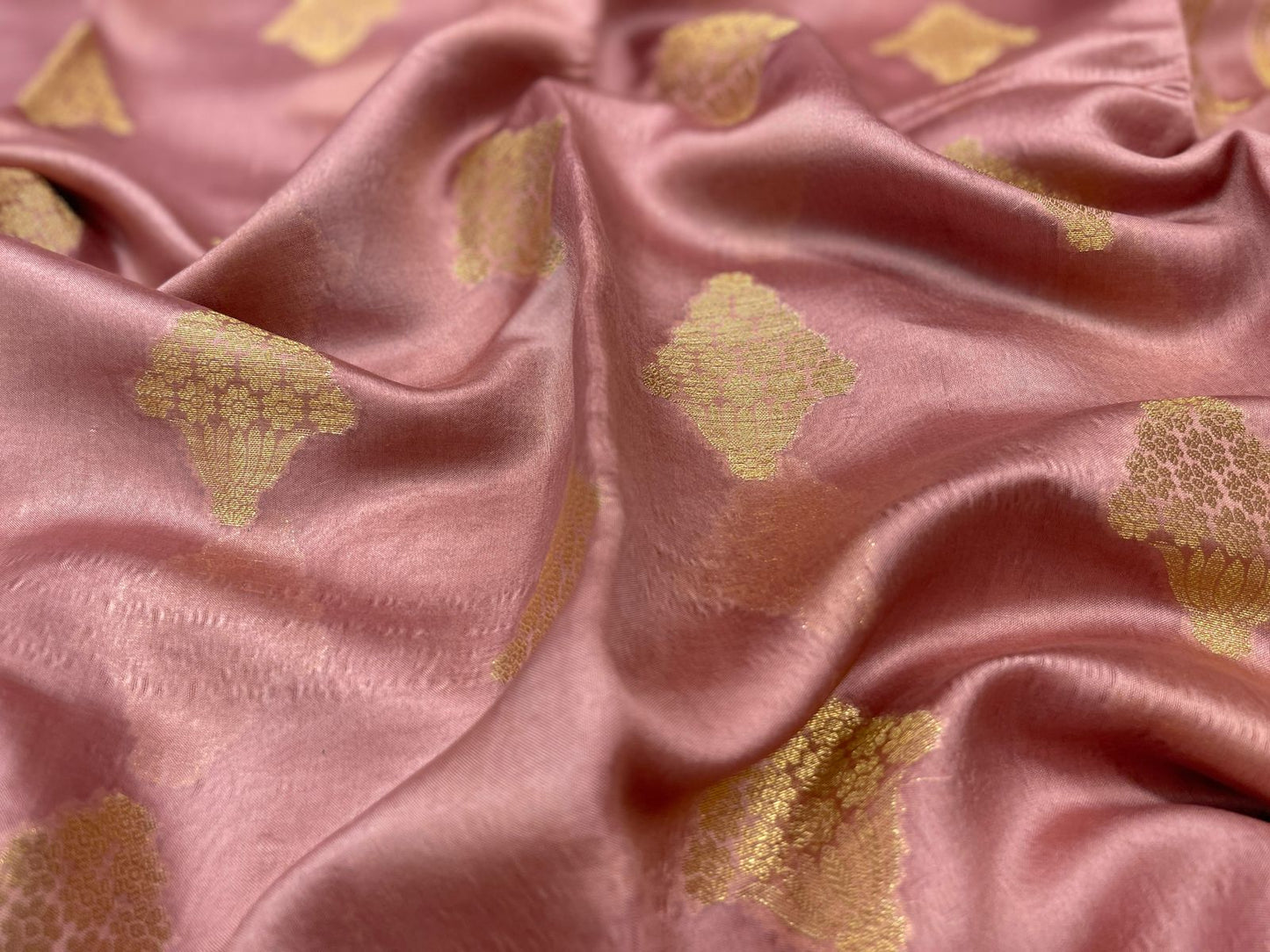 Faishana Pure Handloom Mauve Dupion Silk Golden Zari Floral Boota with Skirt Silver Mina Zari Border and Mauve Blouse