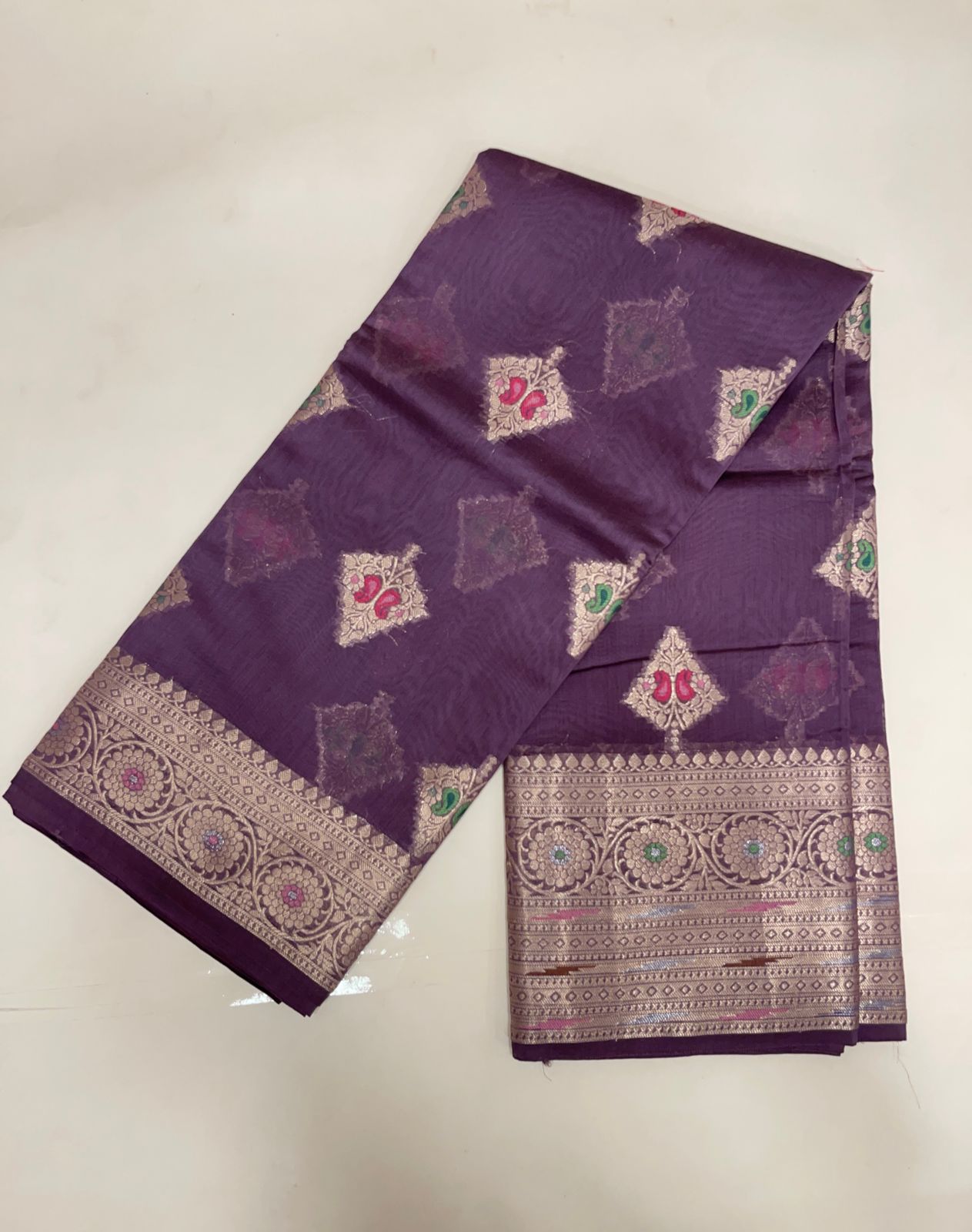 Faishana Pure Handloom Light Purple Cotton Silver Zari Mina Boota with Skirt Mina Zari Border and Light Purple Blouse