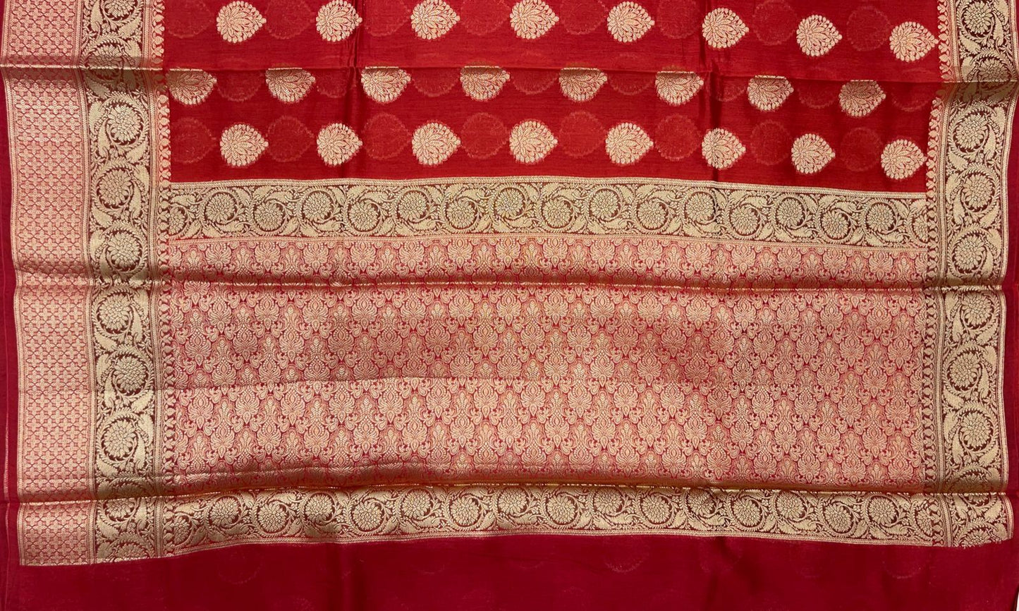 Faishana Pure Handloom Red Cotton Golden Zari Floral Booti with Red Floral Zari Pallu and 2D Zari Border with Red Blouse