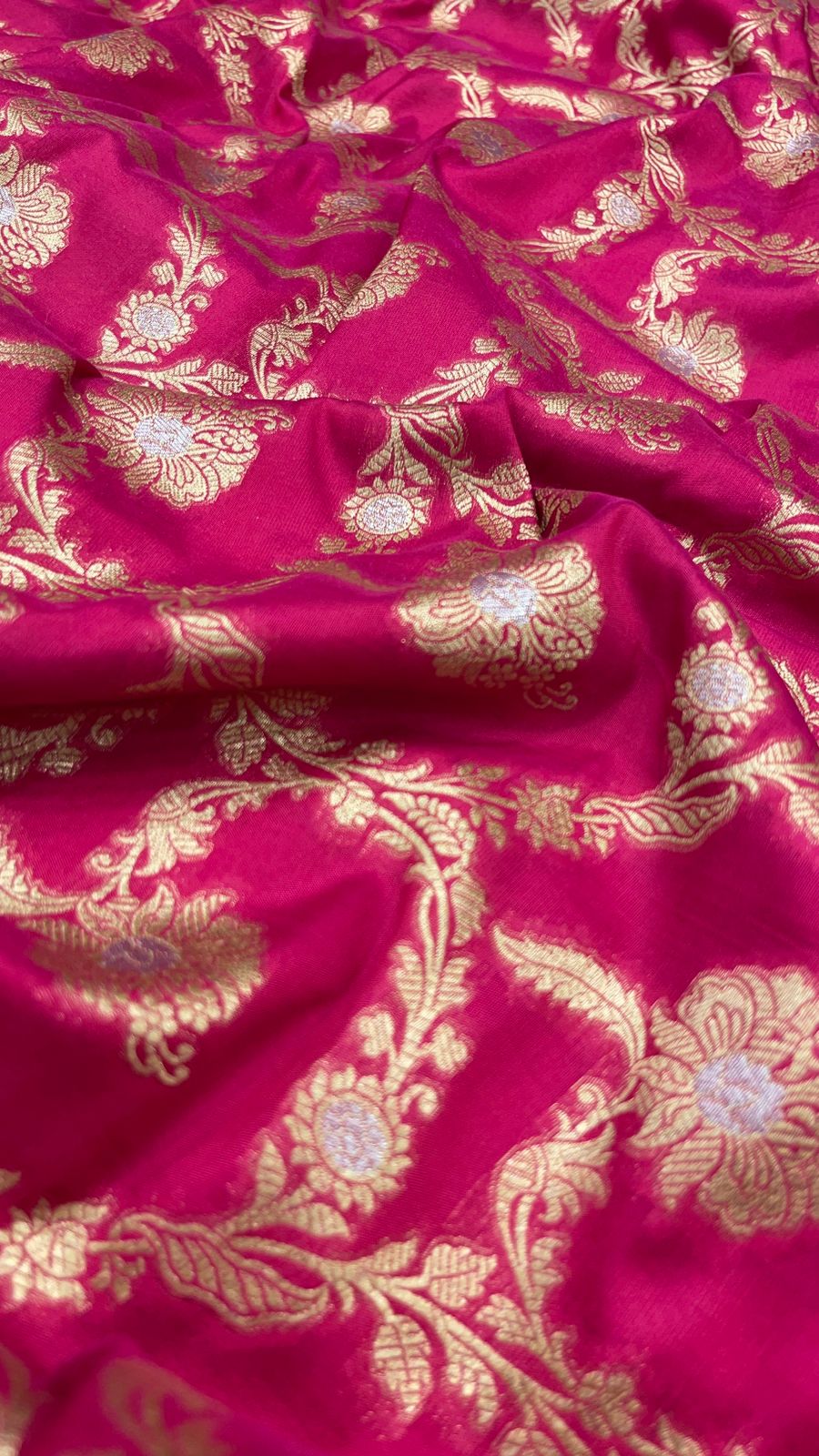 Faishana Presents Pink Katan Silk Floral Tilfi Zari Mina Jaal with Leaf Pattern Silver Mina Pallu Zari Border and Pink Blouse