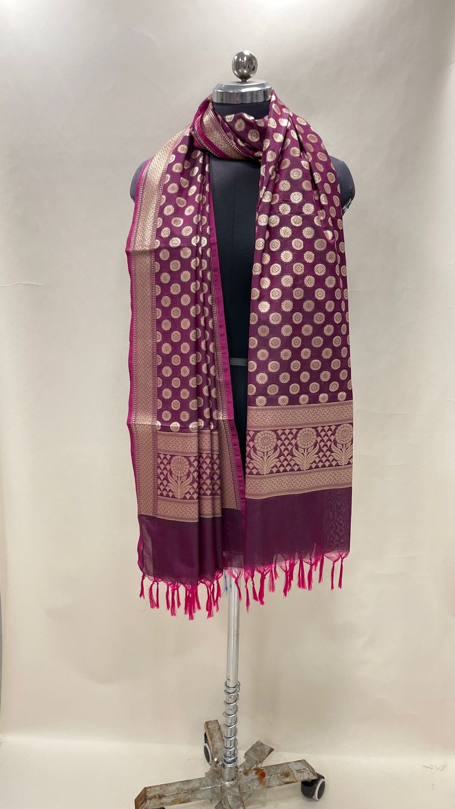 Faishana Presents Semi Katan Silk Purple Alfi Zari Booti Floral Anchal Banarasi Dupatta