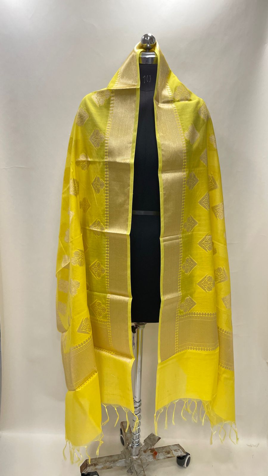 Faishana Presents Yellow Cotton Floral Zari Boota Banarasi Zari Border Dupatta