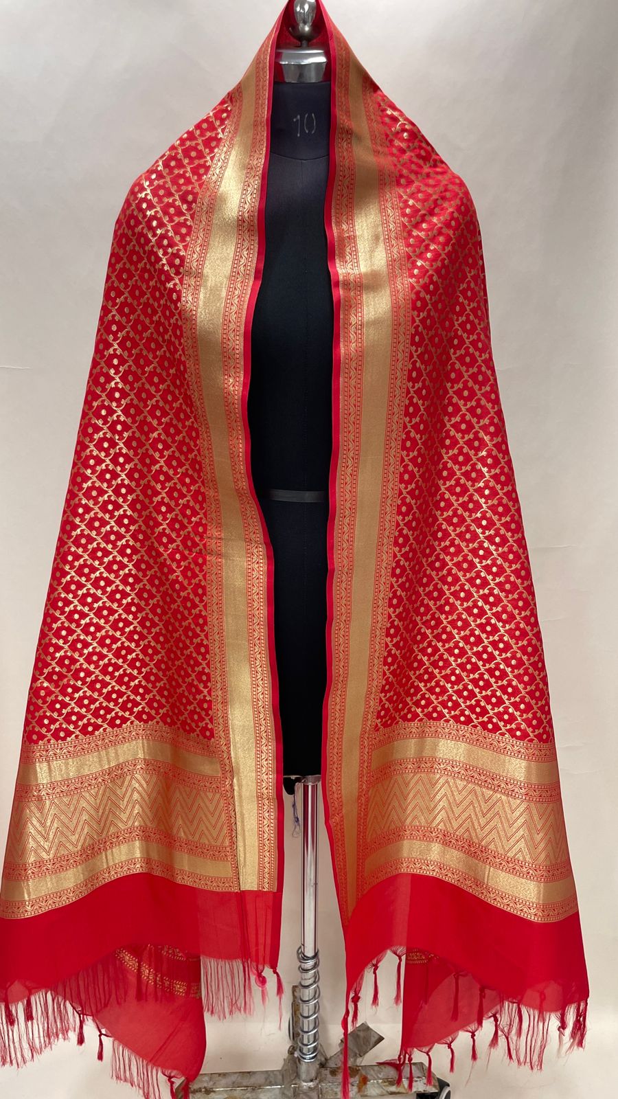 Faishana Presents Red Semi Katan Silk Golden Zari Bandhani Jaal Banarasi Zari Border Banarasi Dupatta