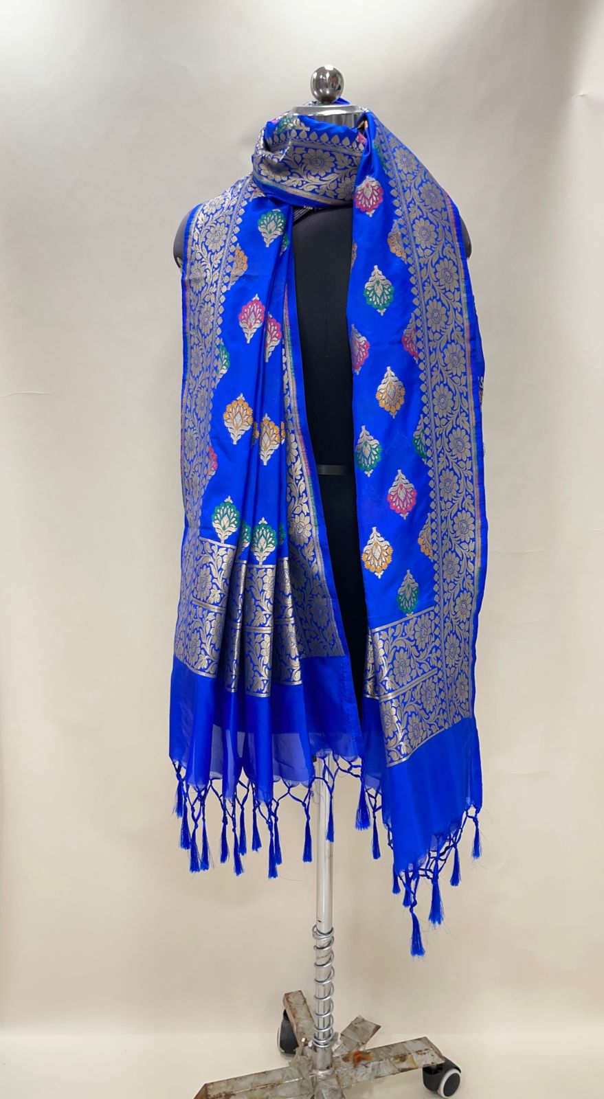 Faishana Presents Royal Blue Semi Katan Silk Golden Zari Floral Tilfi Mina Booti Banarasi Zari Border Banarasi Dupatta