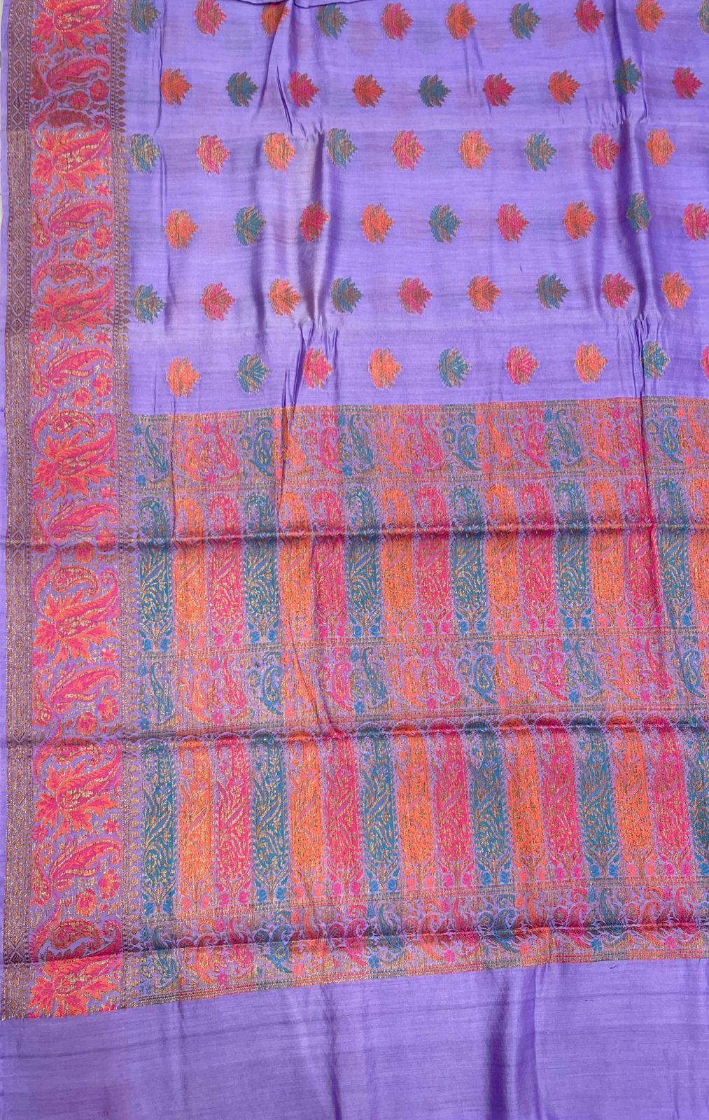 Faishana Pure Handloom Light Purple Chiniya Silk Floral Minakari Zari Booti with Paisley Mina Zari Border and Rangkaat Paisley Pallu with Light Purple Blouse