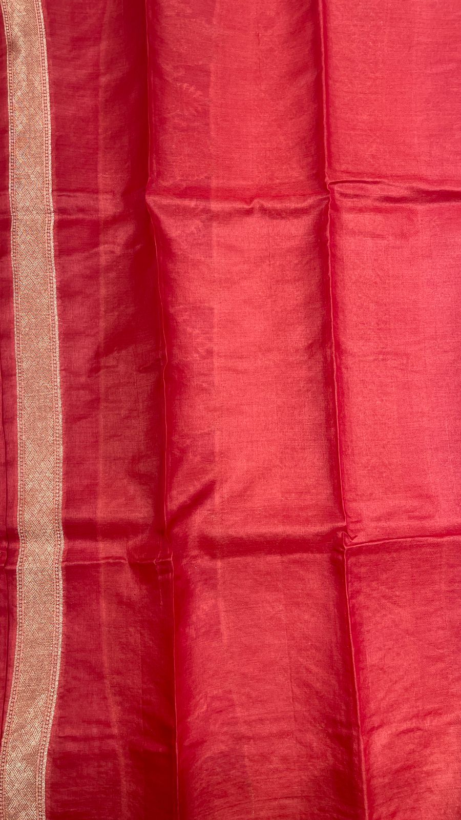 Faishana Pure Handwoven Magenta Tussar Silk Floral Zari Booti Skirt Mina Floral Zari Red Border with Red Blouse Piece