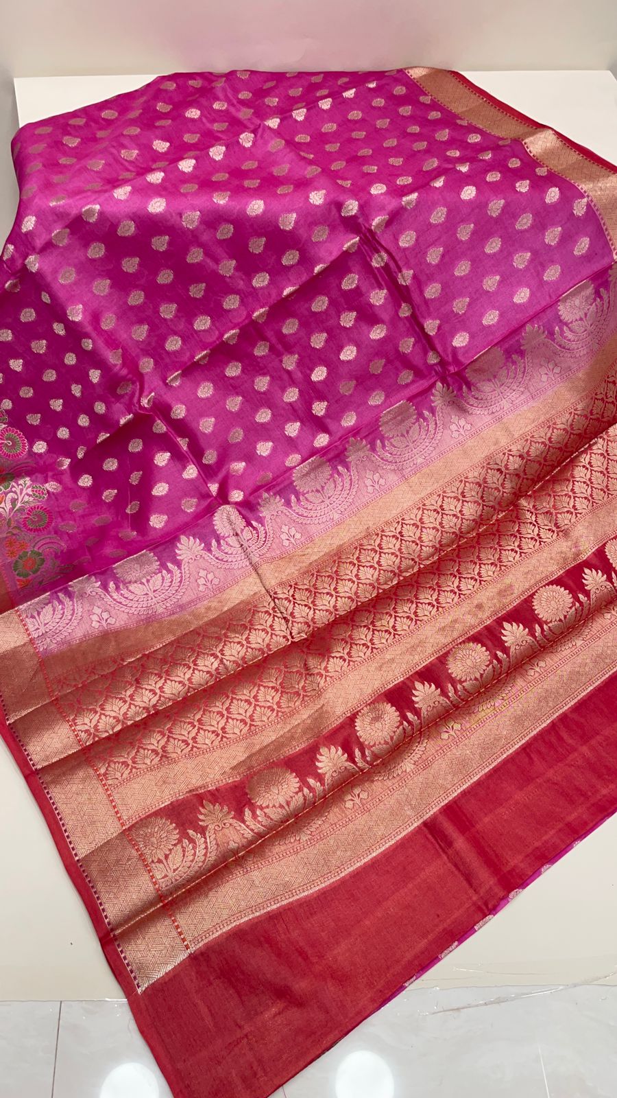 Faishana Pure Handwoven Magenta Tussar Silk Floral Zari Booti Skirt Mina Floral Zari Red Border with Red Blouse Piece